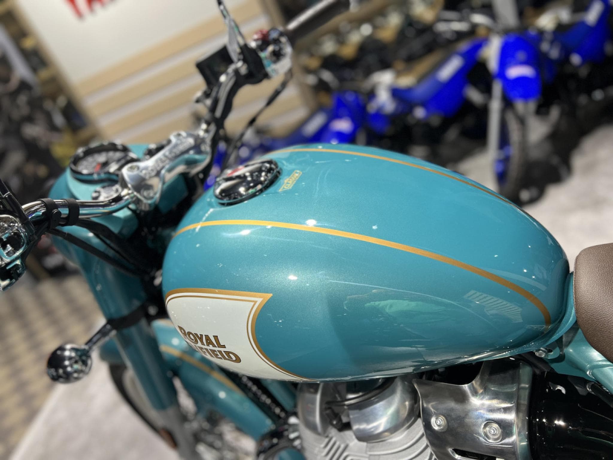 Royal Enfield Classic 650 Teal Green (2026) - Foto 6