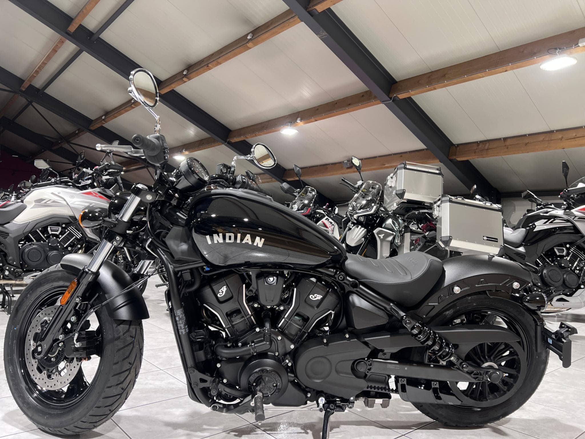Indian Scout Sixty (2026) - Photo 4