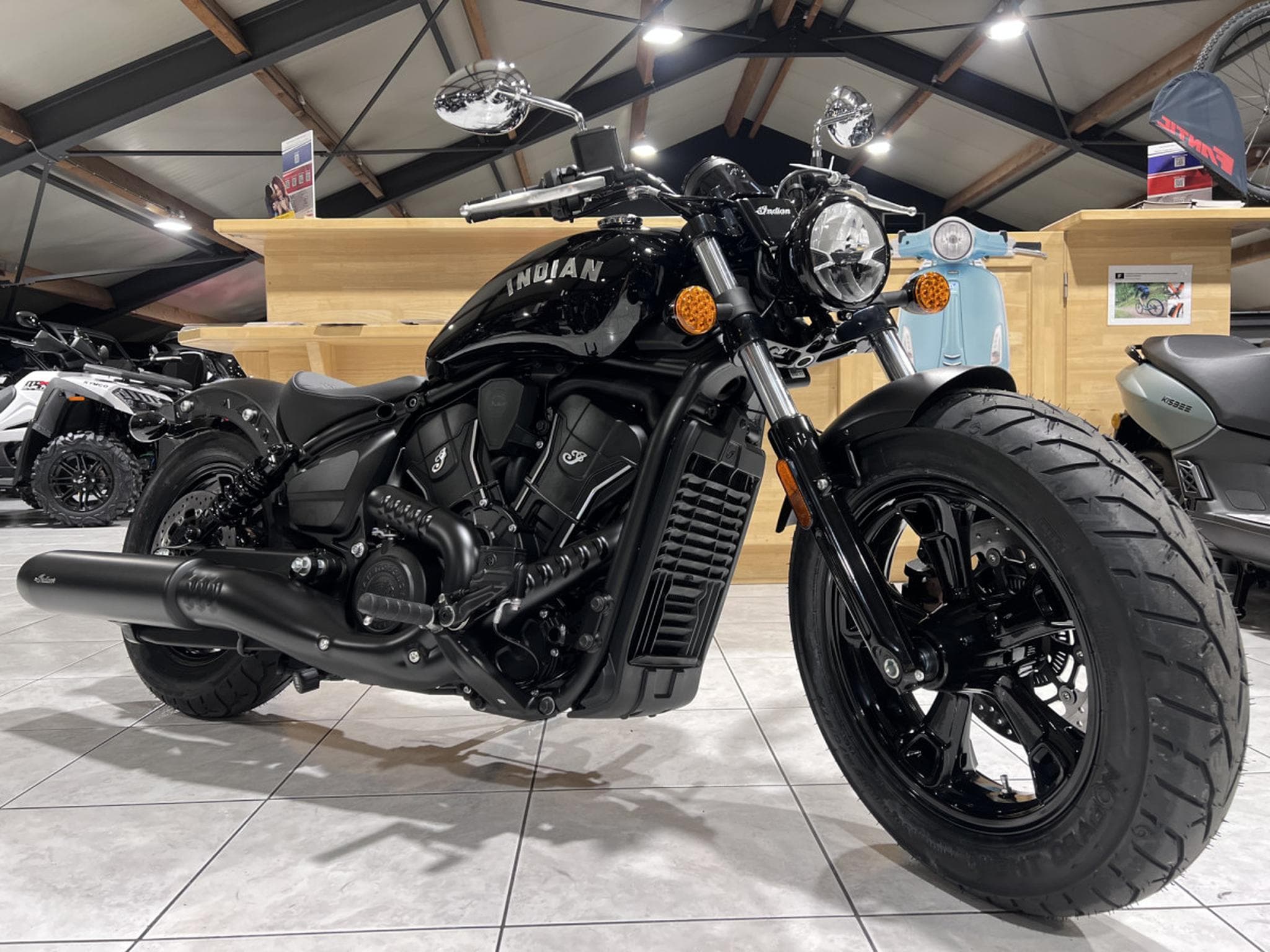 Indian Scout Sixty (2026) - Photo 7