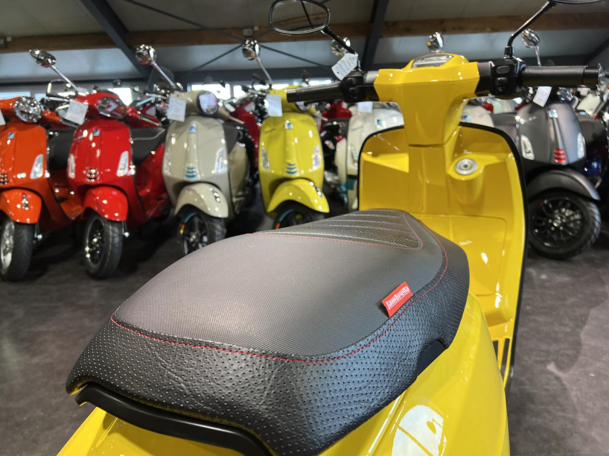 Lambretta V-125 Special (2026) - Foto 5