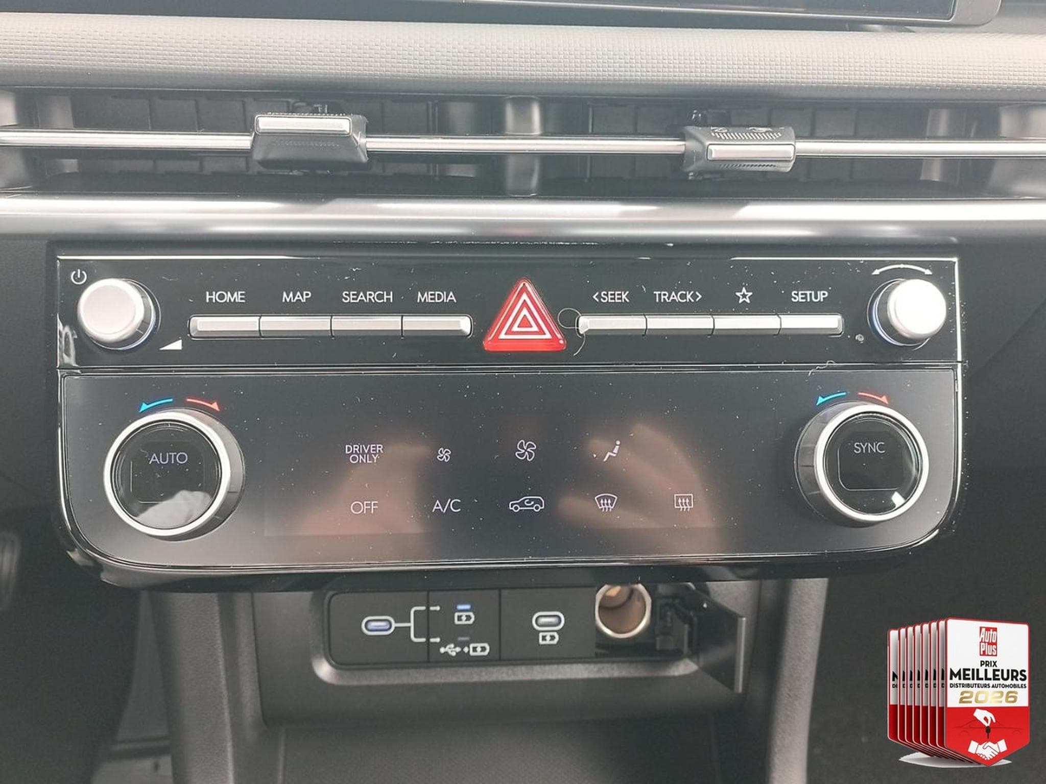 Hyundai TUCSON 1.6 T-GDI 239 HYBRID INTUITIVE (2026) - Photo 21