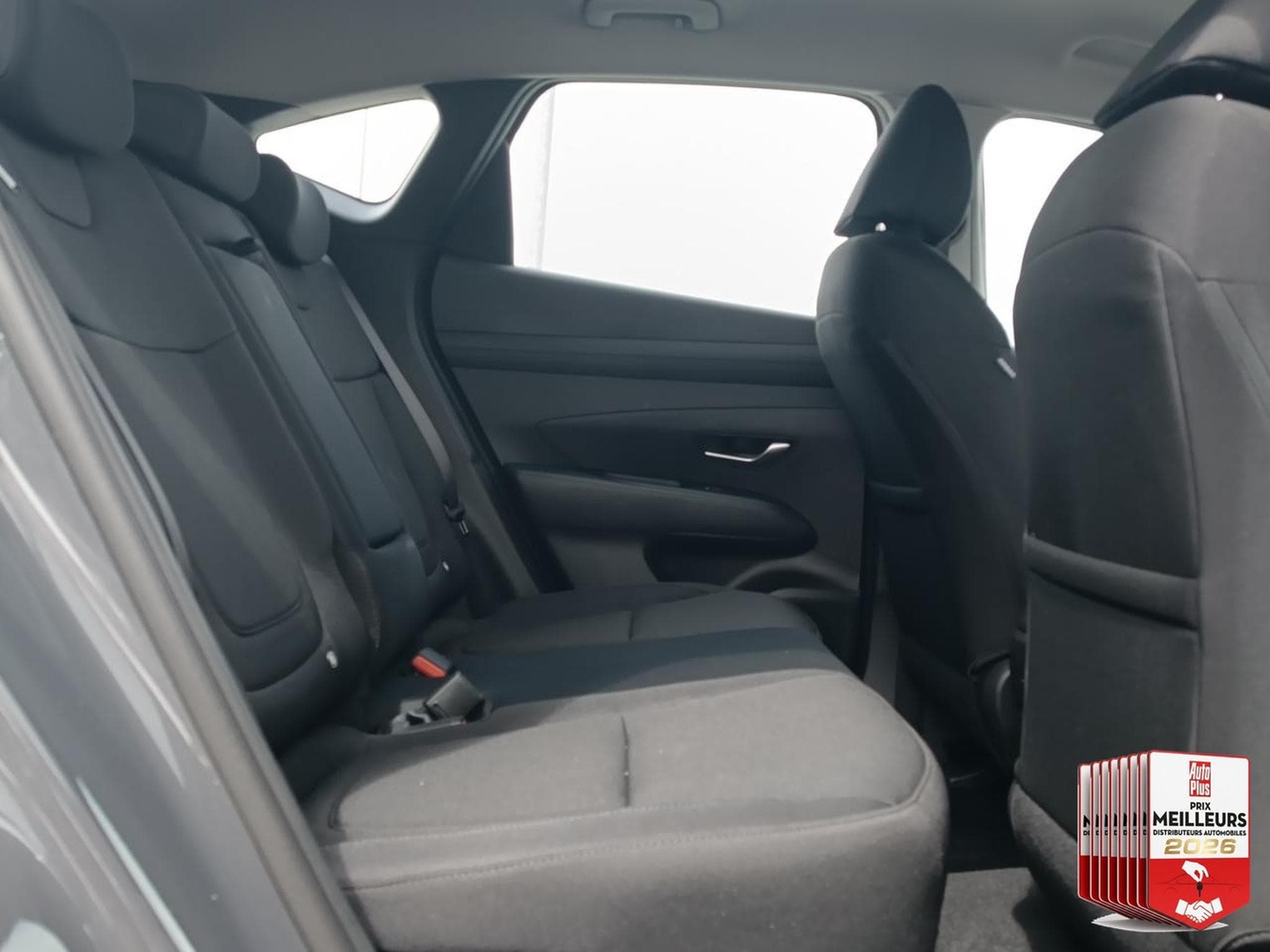 Hyundai TUCSON 1.6 T-GDI 239 HYBRID INTUITIVE (2026) - Photo 30