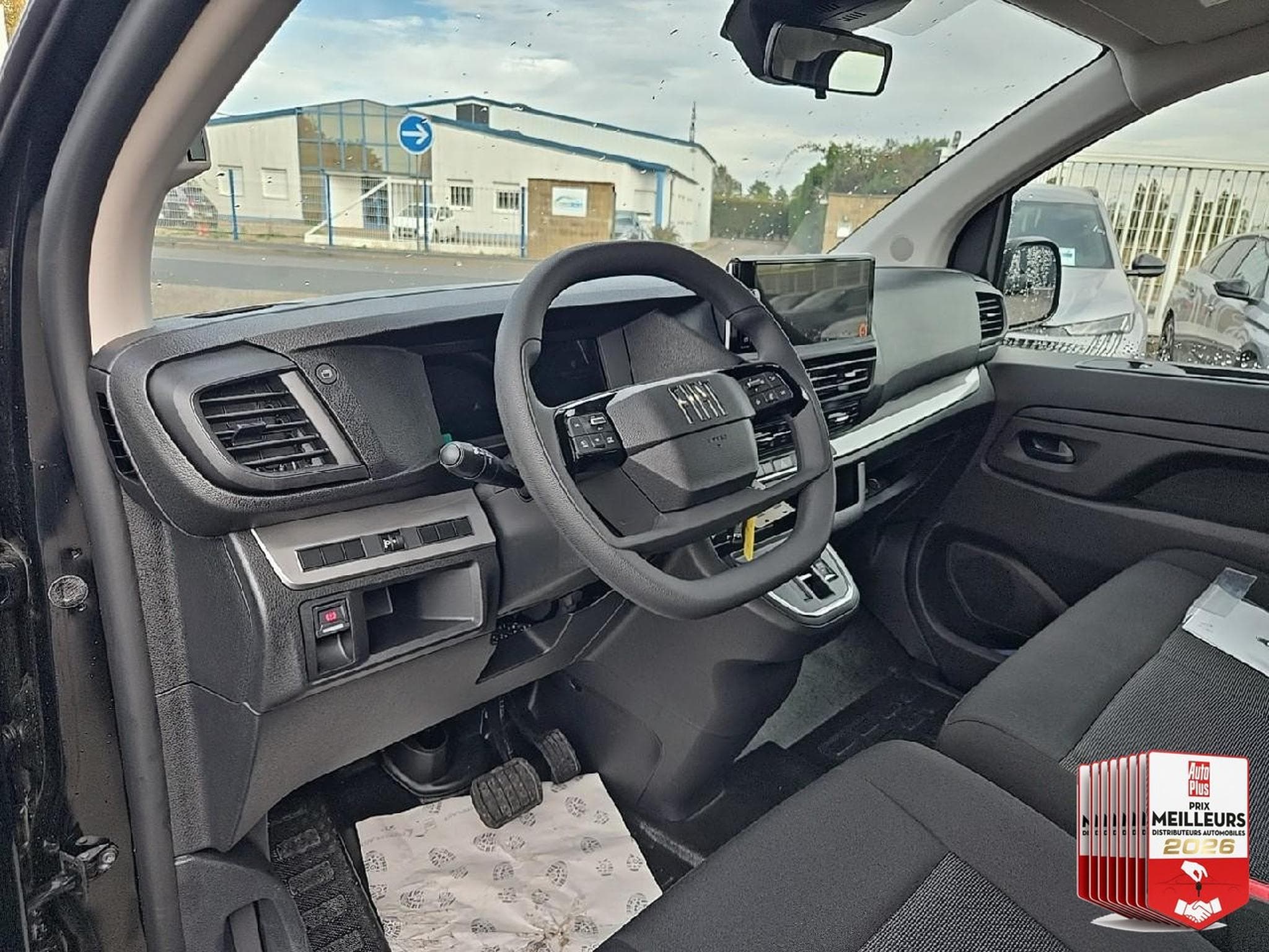 Fiat Scudo XL 2.2 MULTIJET 180CH EAT8 (2026) - Foto 12