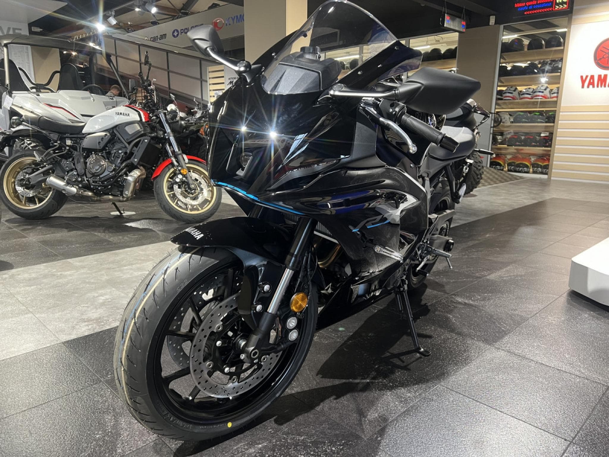 Yamaha R7 (2026) - Foto 2