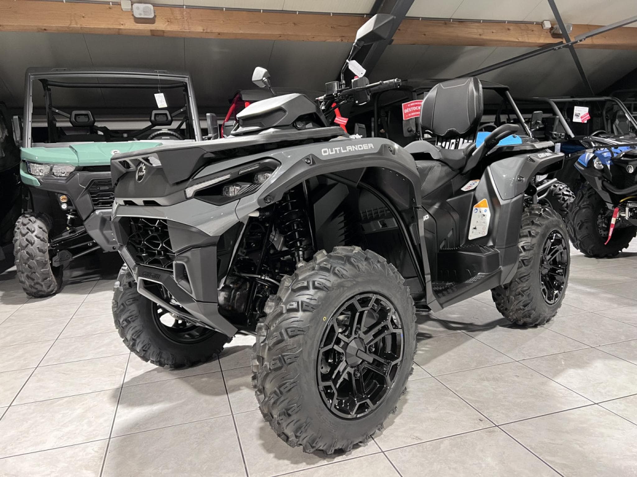 BRP Can-Am Outlander Max MY26 850 DPS  ABS T3B 1000 cc (2026) - Foto 2