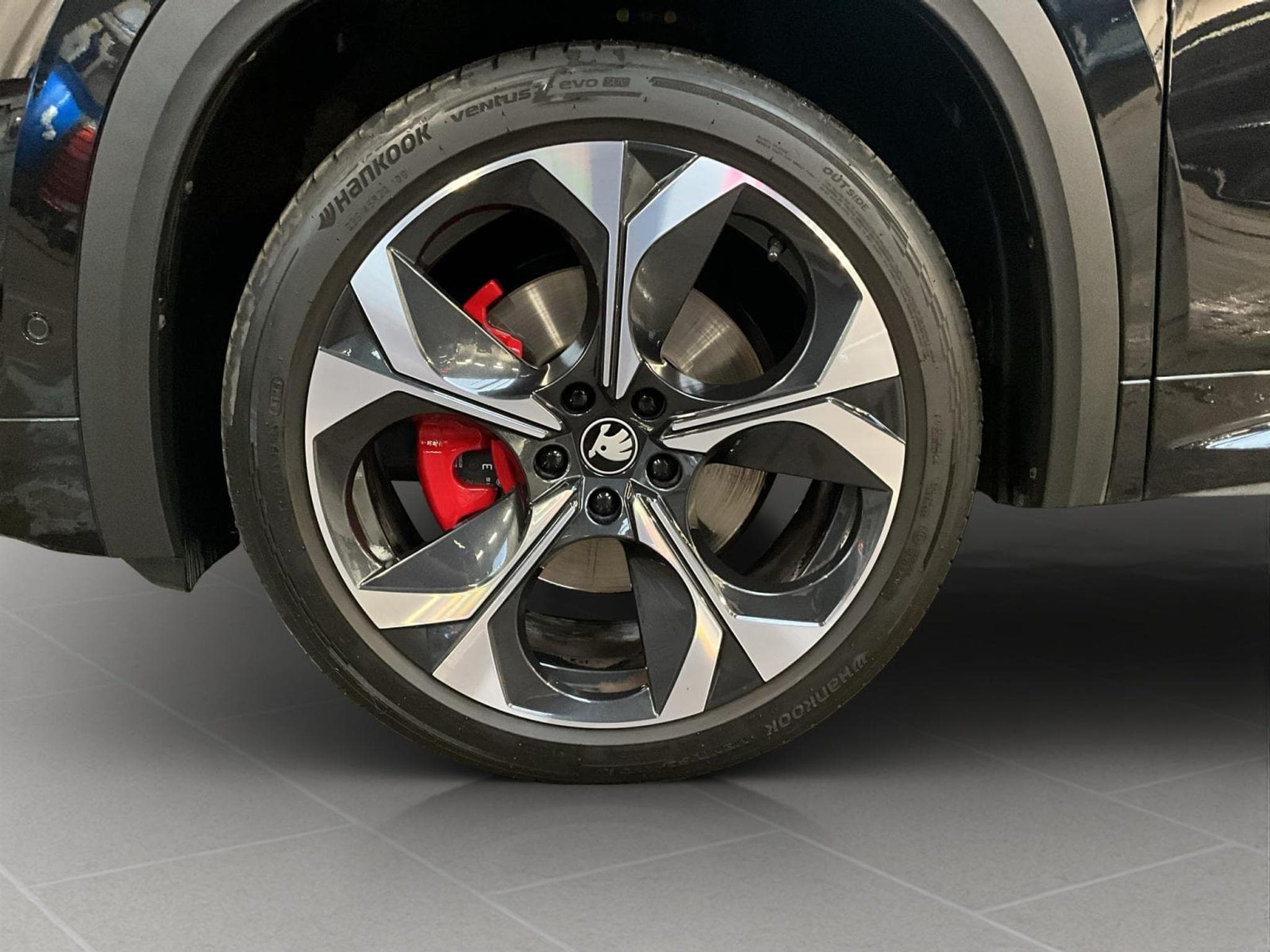 Skoda Kodiaq RS+DSG+4x4+P.Simply-Clever+AHK+Led+Navi (2025) - Foto 8