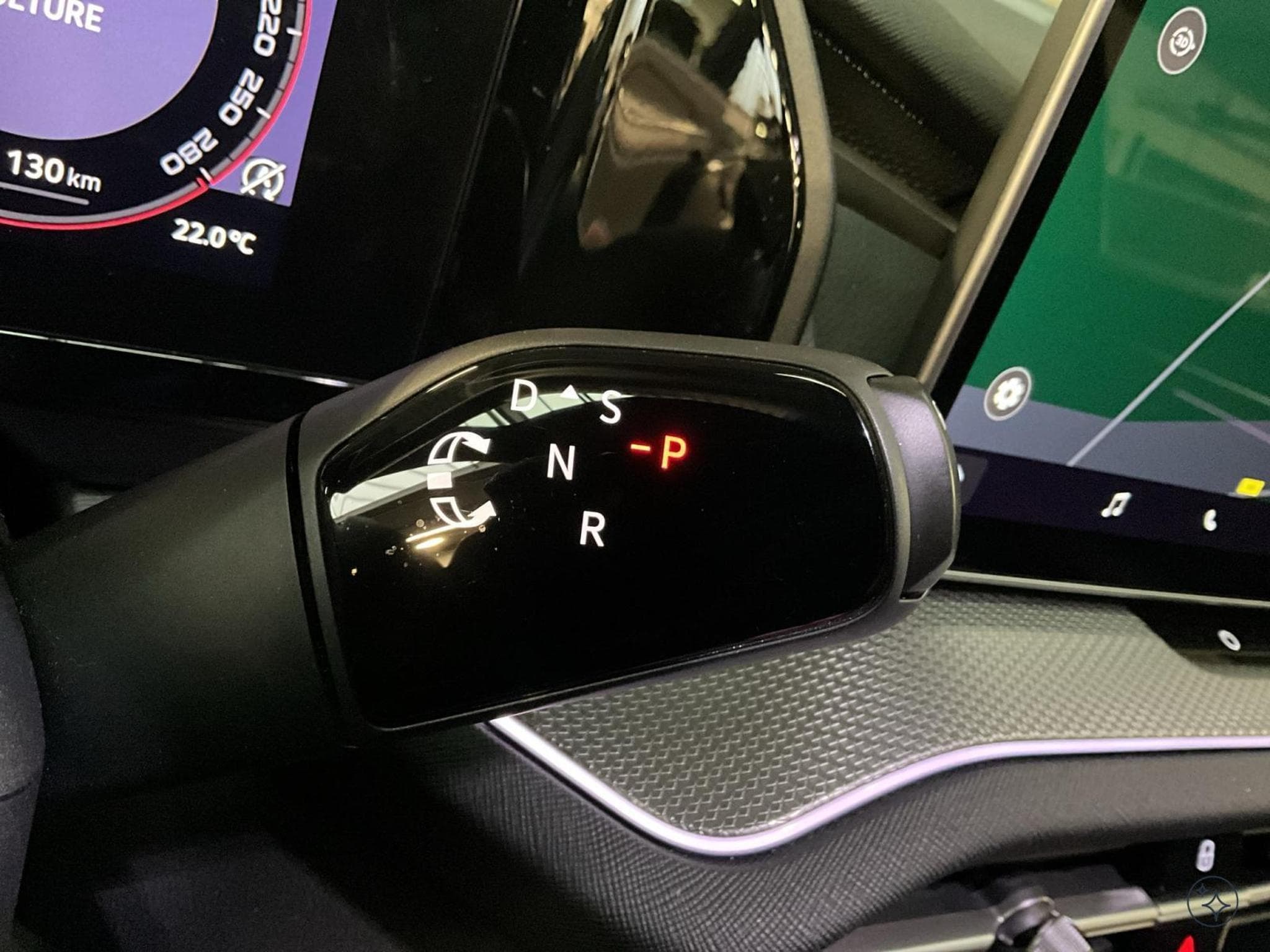 Skoda Kodiaq RS+DSG+4x4+P.Simply-Clever+AHK+Led+Navi (2025) - Foto 12
