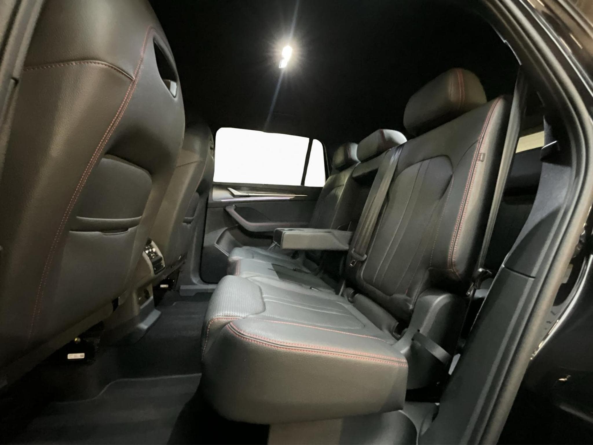 Skoda Kodiaq RS+DSG+4x4+P.Simply-Clever+AHK+Led+Navi (2025) - Foto 15