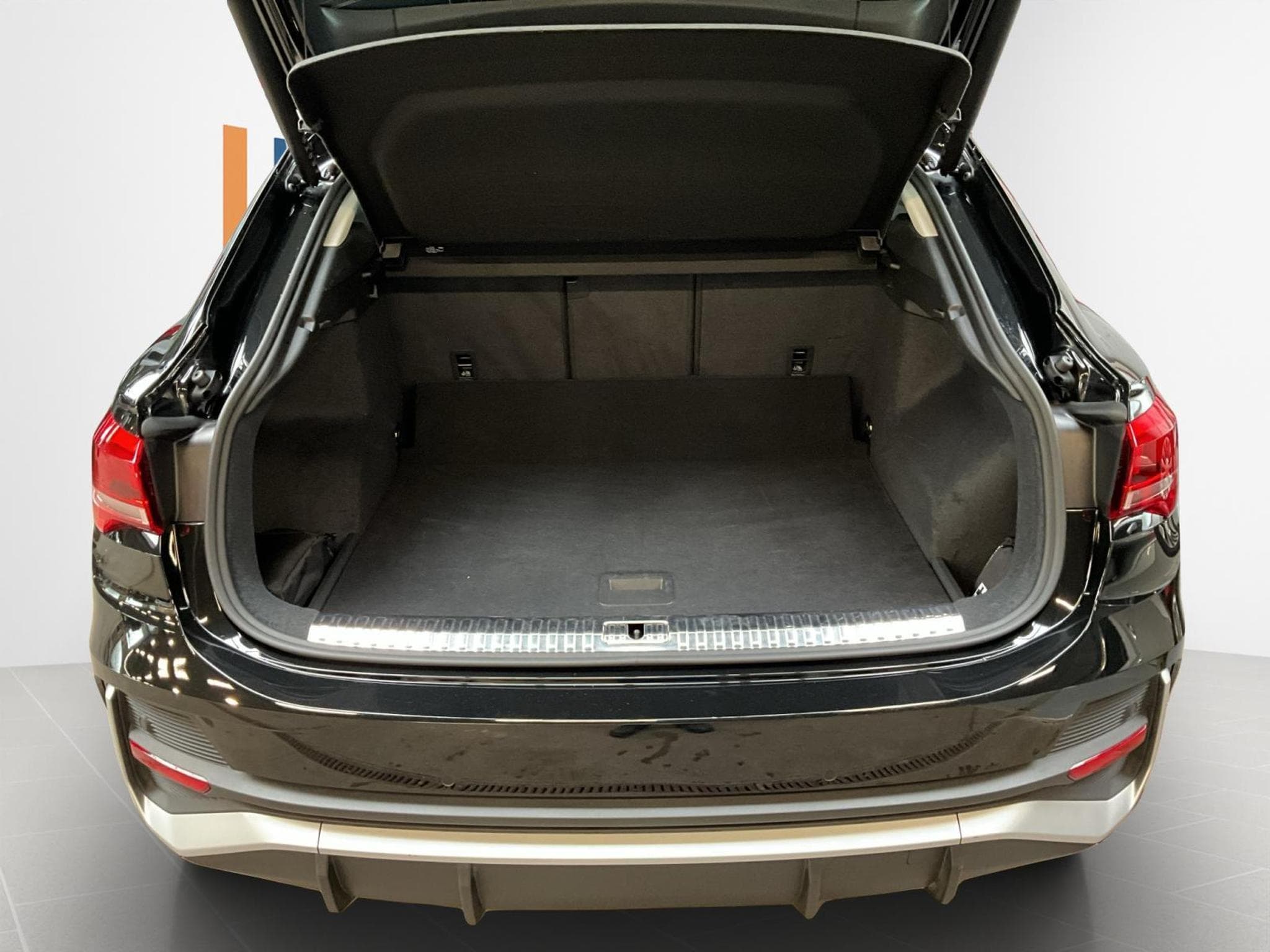 Audi Q3 SB+S-Line+35TDI+S-Tronic+P.Business-Plus (2025) - Photo 18