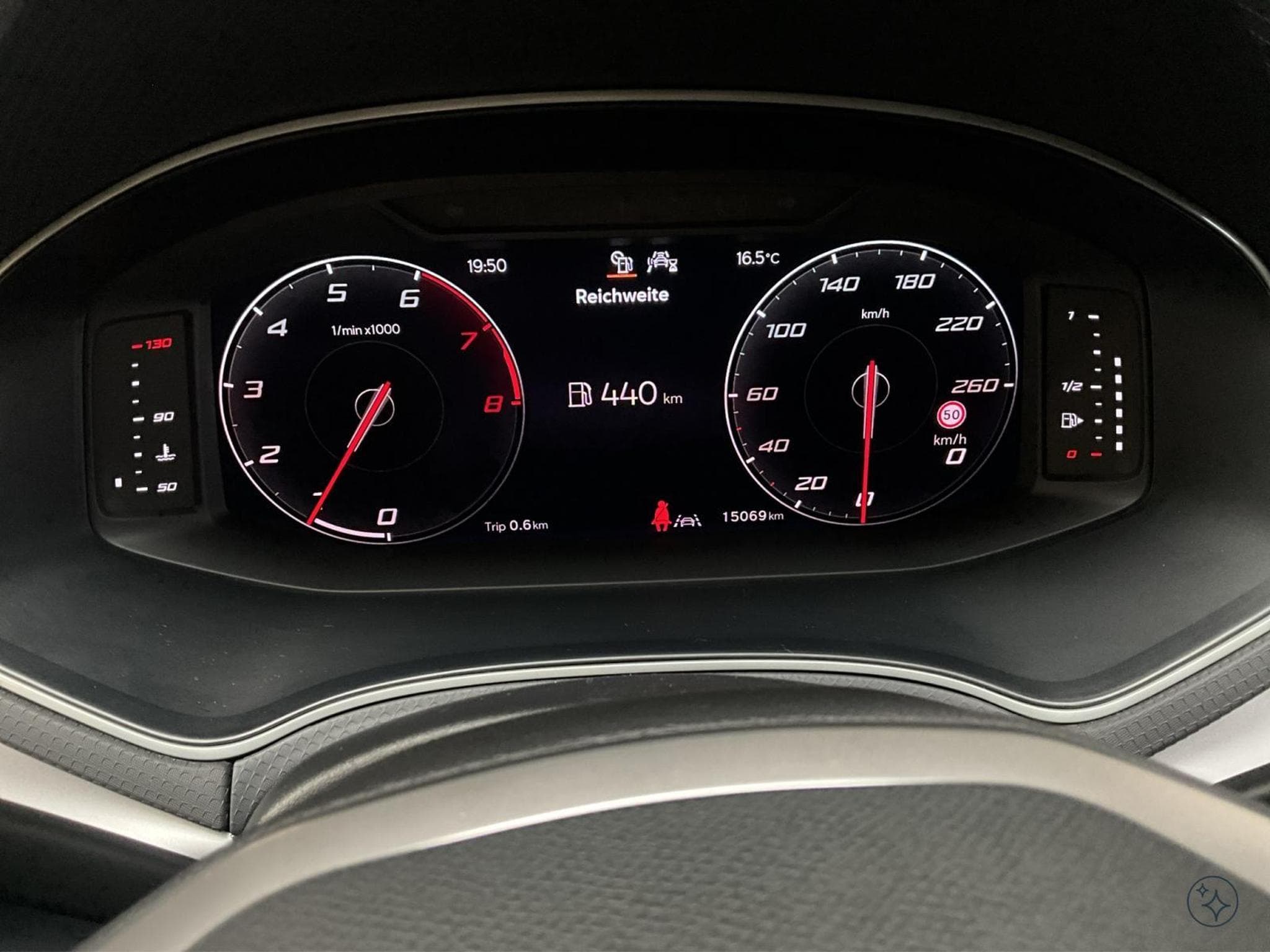 Seat Ibiza Xcellence+P.Vision+P.Luxe+Full-Link+Led+DAB (2025) - Photo 11