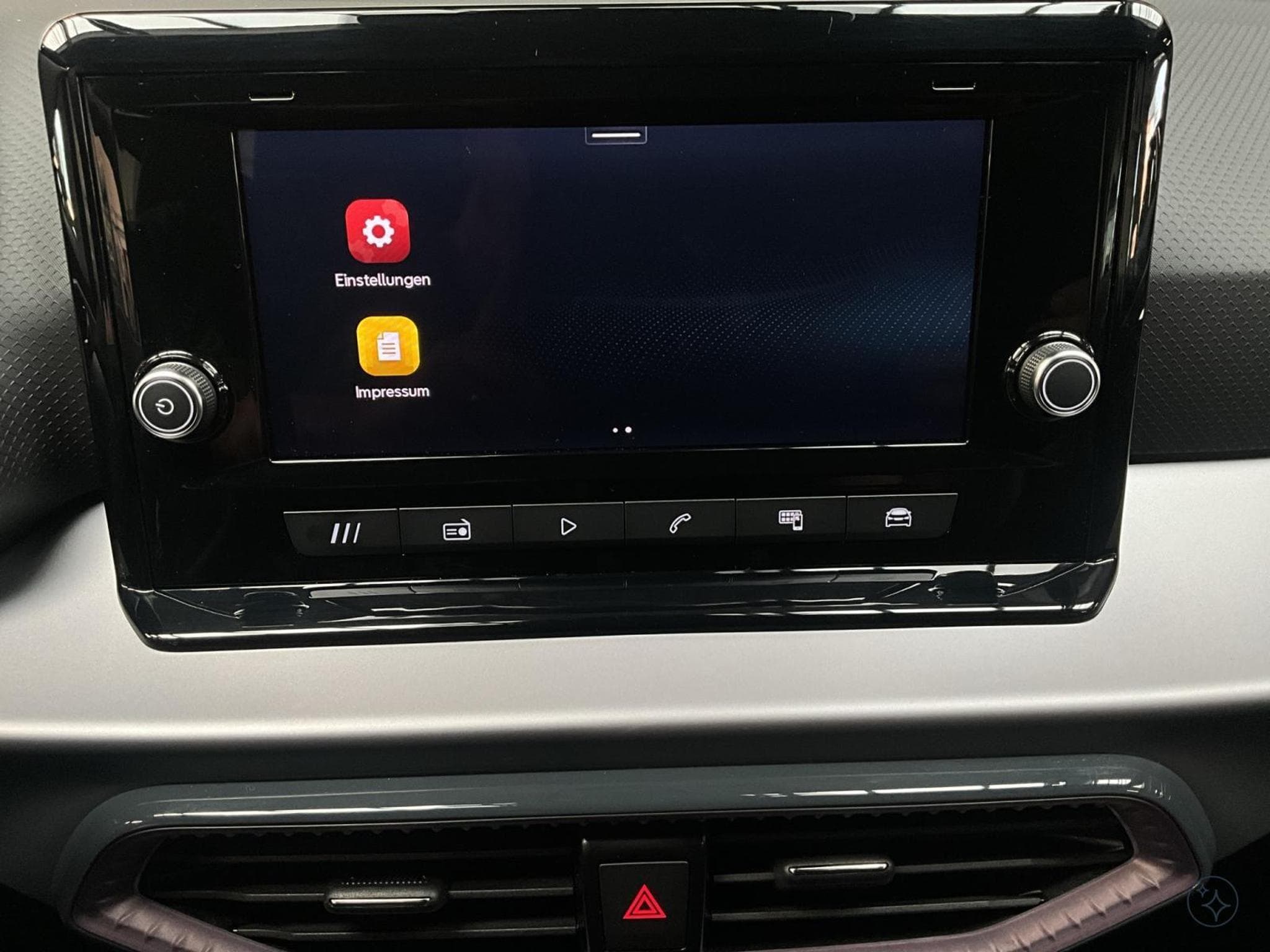 Seat Ibiza Xcellence+P.Vision+P.Luxe+Full-Link+Led+DAB (2025) - Photo 18