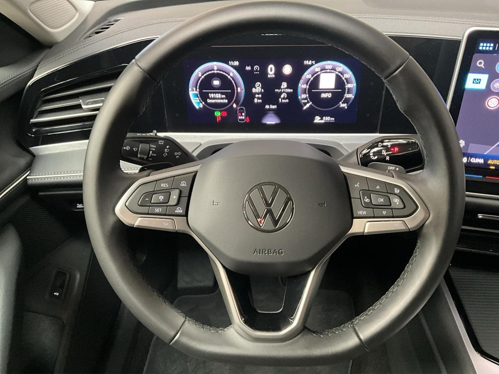 VW Passat Elegance+DSG+P.Acoustique+AHK+P.Technologie+Led+Navi (2025) - Foto 12