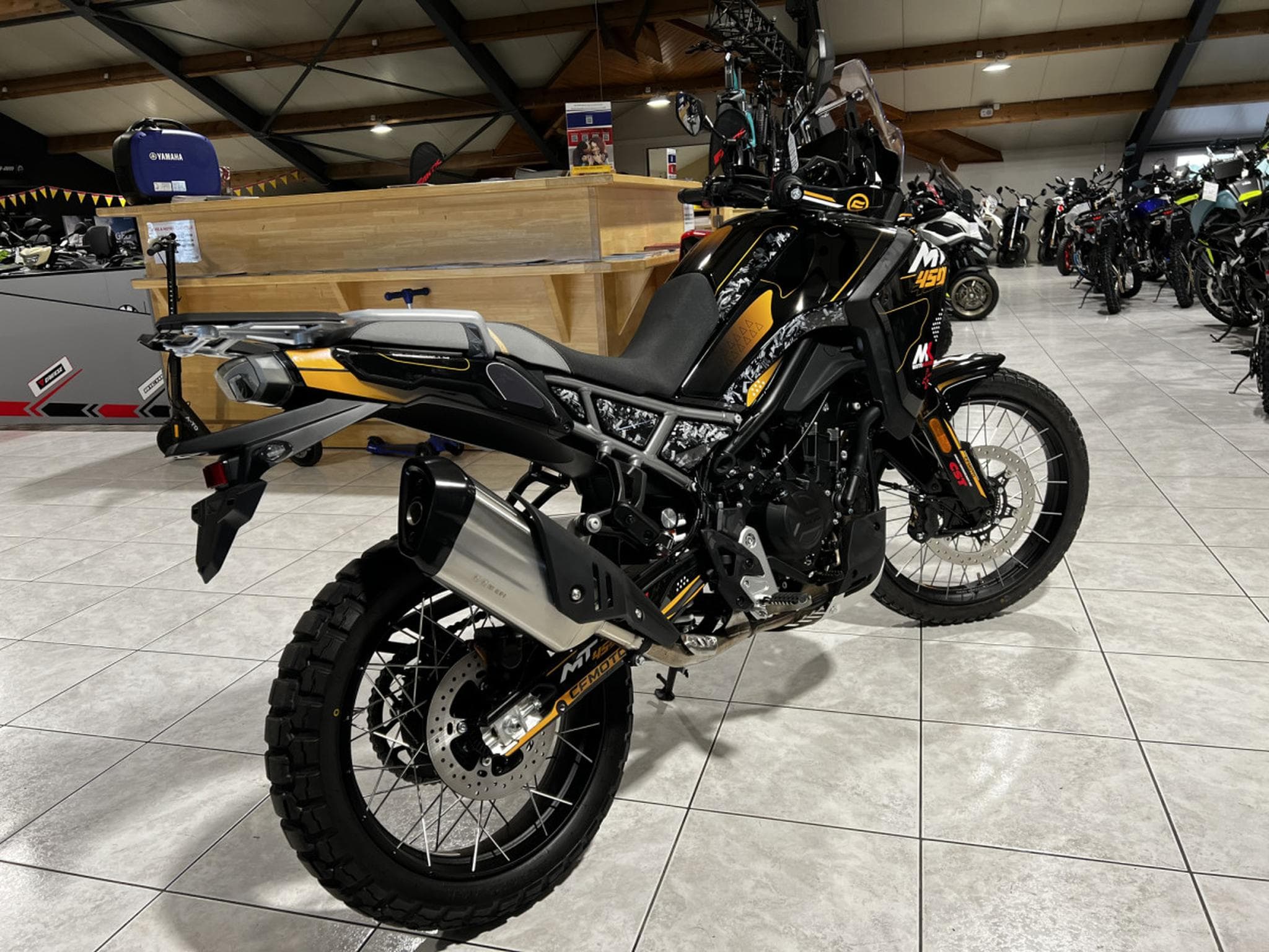 CF Moto 450 MT Réplica (2026) - Foto 3