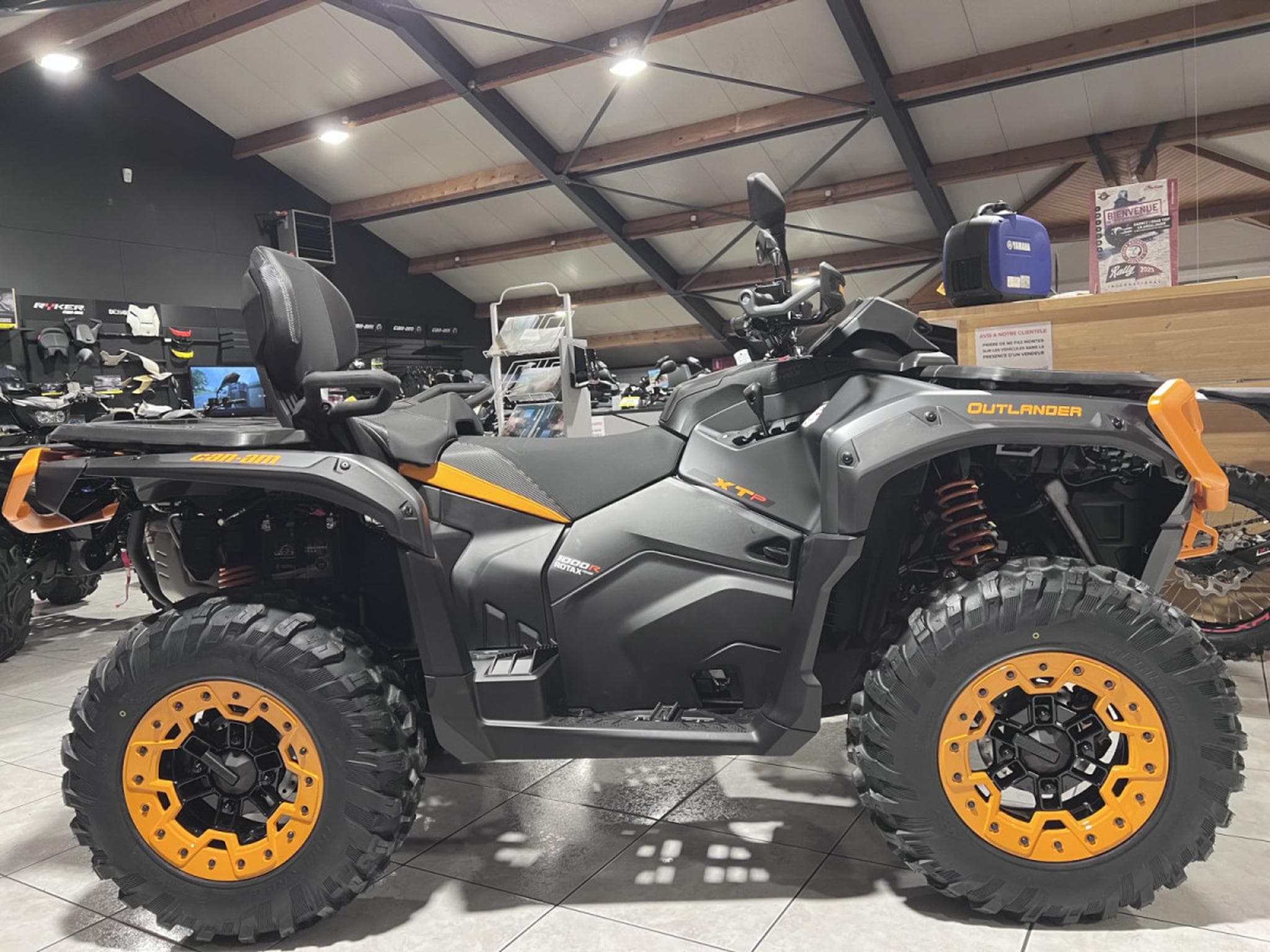 BRP Can-Am Outlander Max XT P T 1000 ABS T3 SAS (2026) - Foto 1