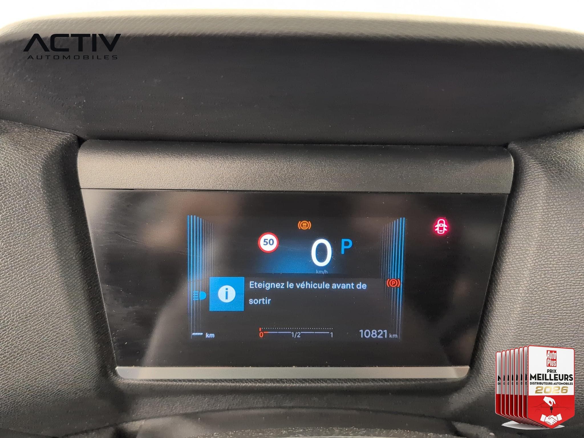 Citroën C4 Hybride 110 ch e-DCS6 You (2025) - Photo 20