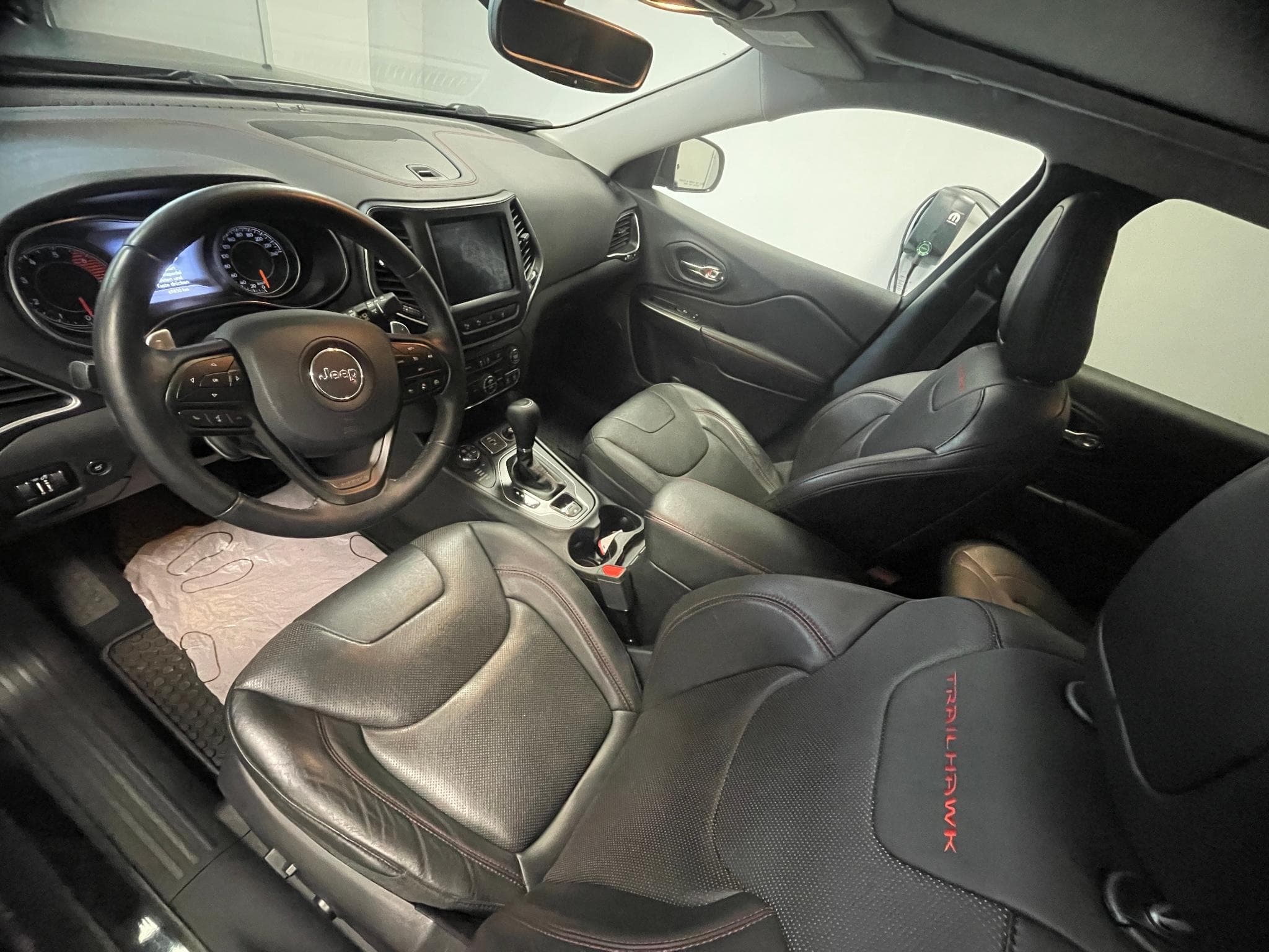 Jeep Cherokee Trailhawk (2020) - Photo 3