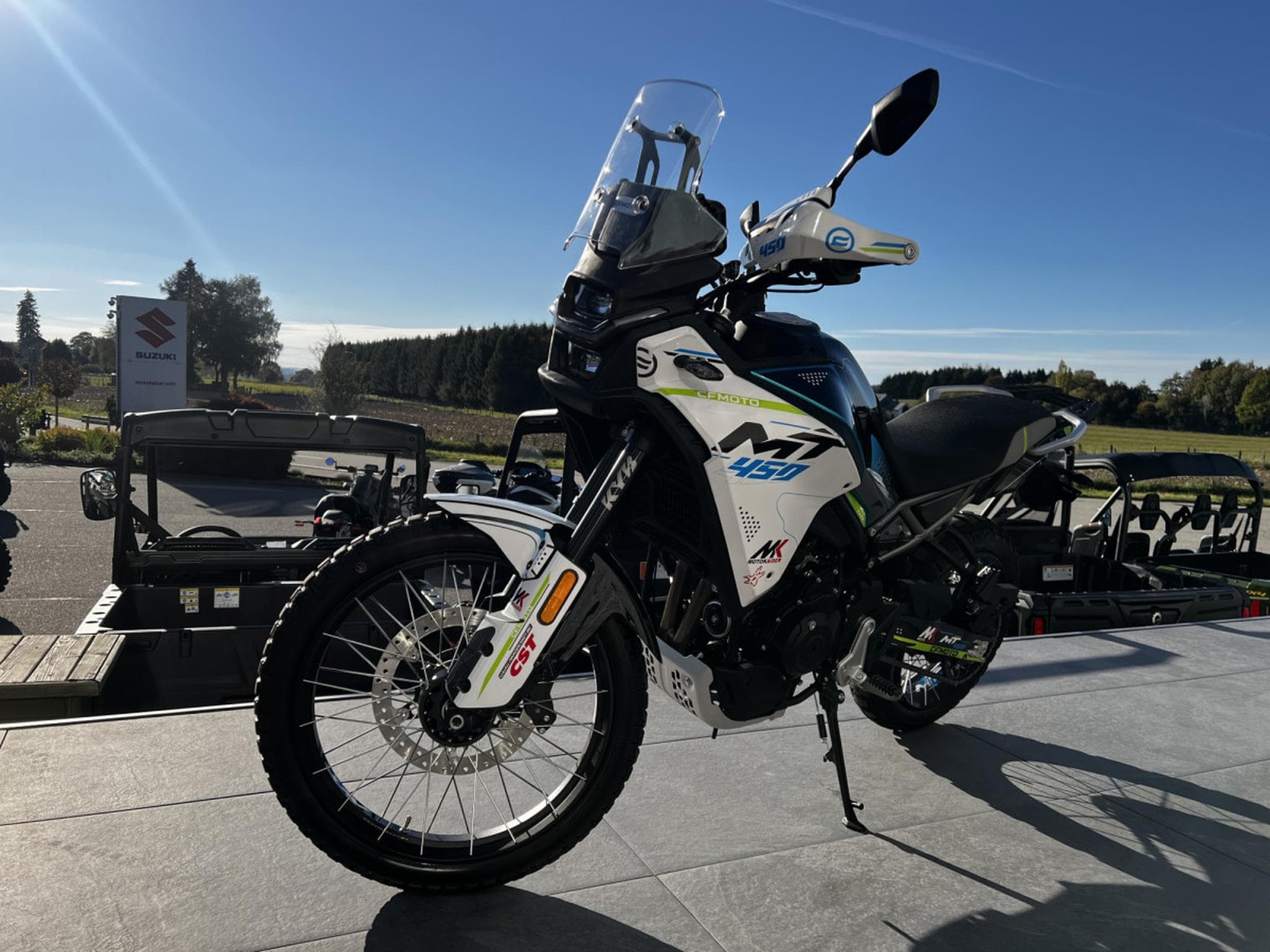 CF Moto 450 MT Réplica (2026) - Foto 2
