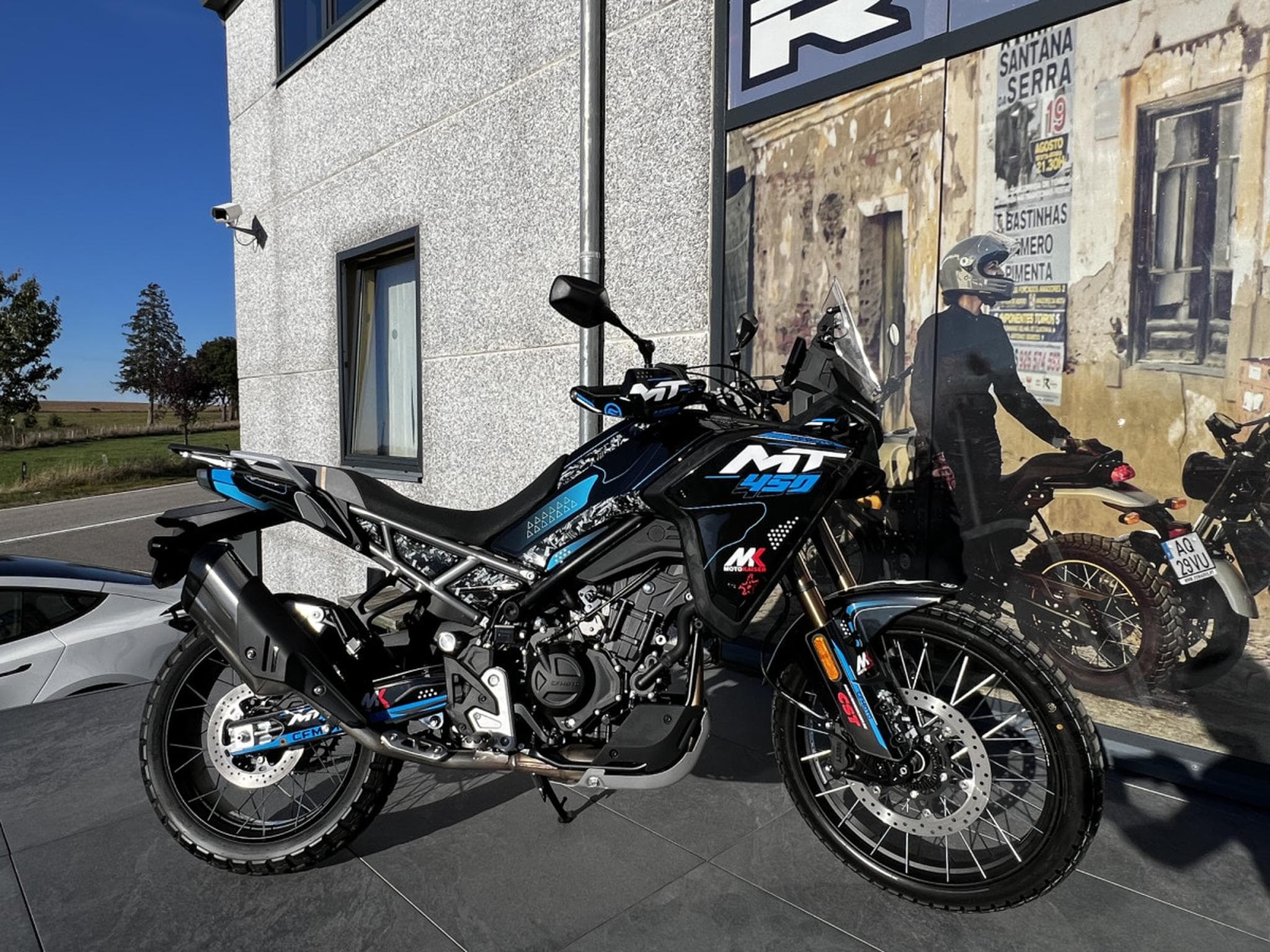 CF Moto 450 MT Réplica (2026) - Foto 1
