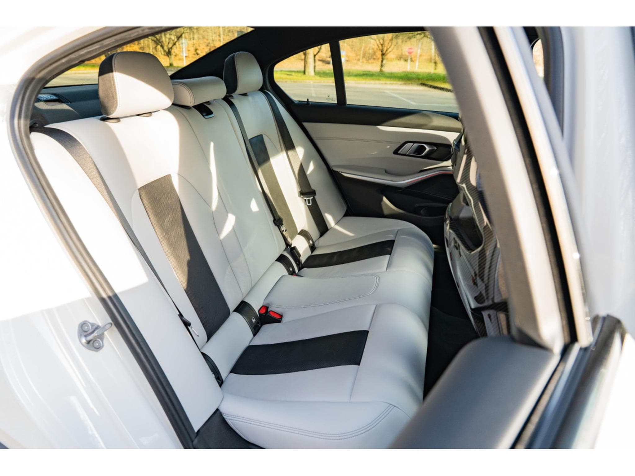 BMW M3 Competition M xDrive - Sièges Baquets M Carbon - Laserlight (2022) - Foto 13