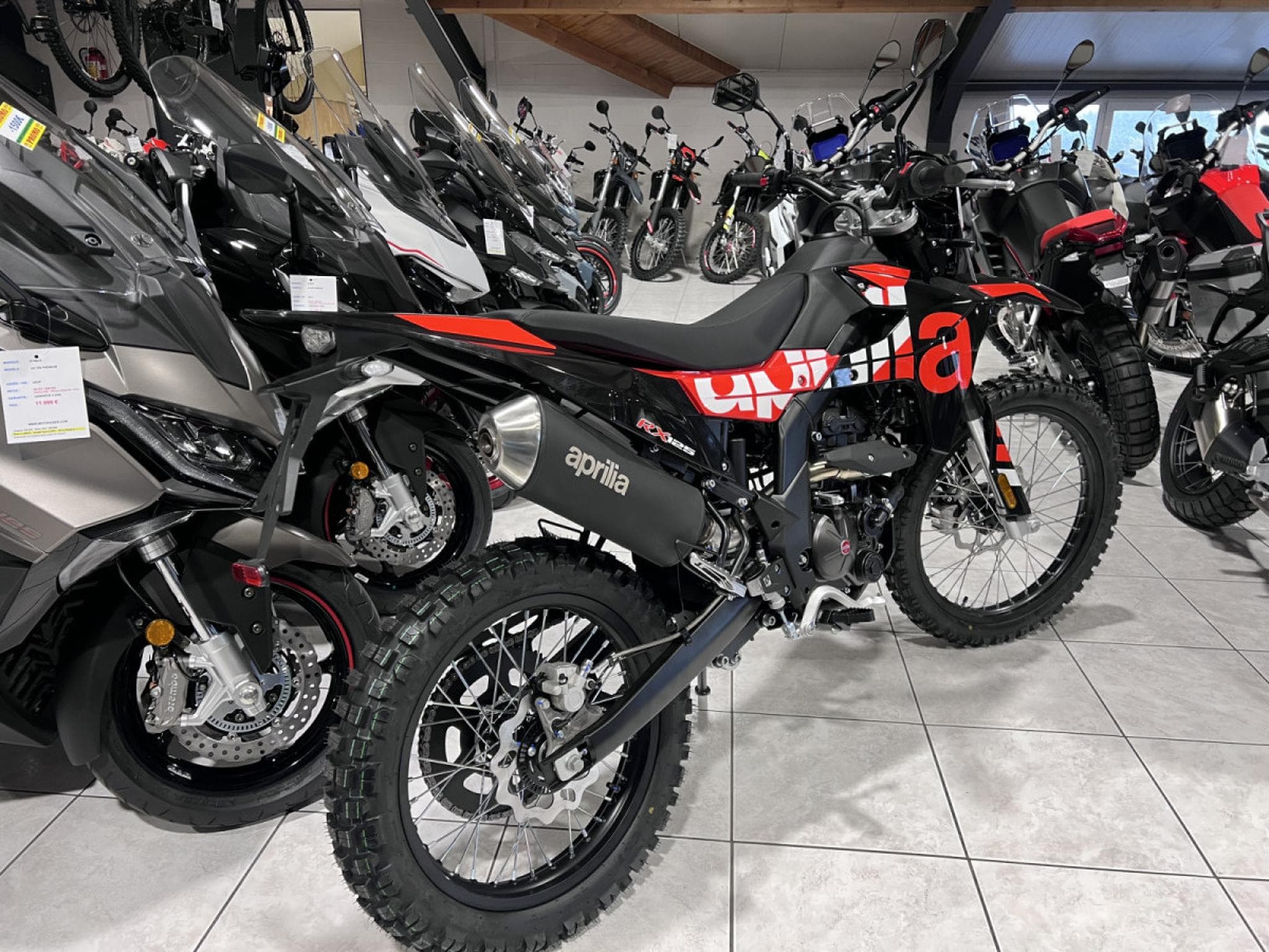 Aprilia RX (2026) - Foto 3