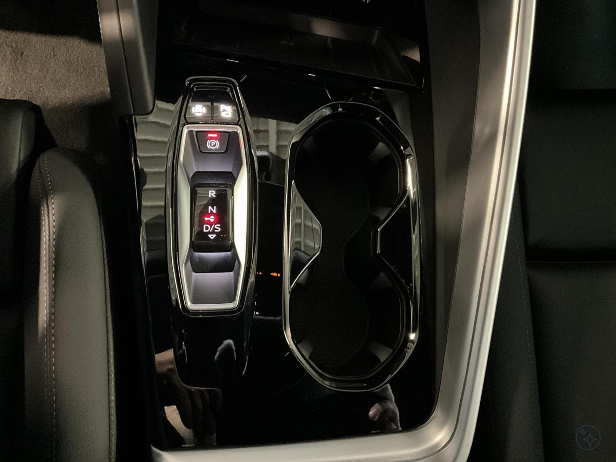 Audi Q5 S-Line+Quattro+S-Tronic+Techplus+P.Business+AHK+LED (2025) - Photo 12
