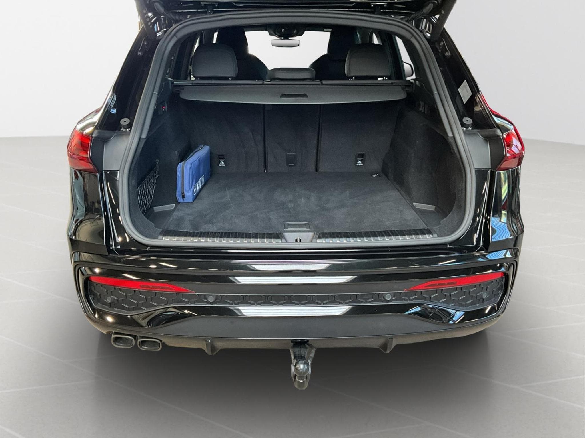 Audi Q5 S-Line+Quattro+S-Tronic+Techplus+P.Business+AHK+LED (2025) - Photo 16