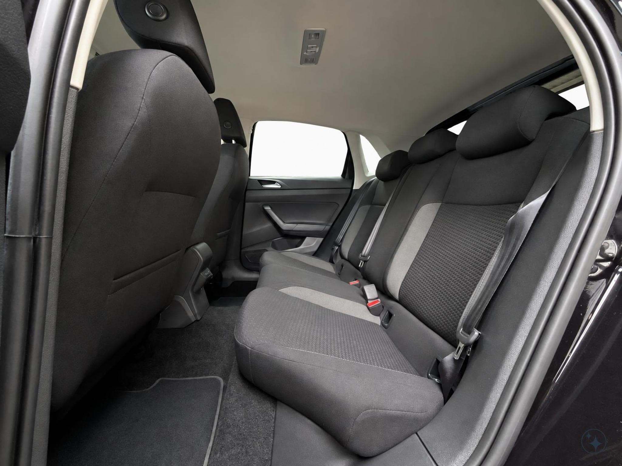 VW Polo Life+DSG (2025) - Foto 17