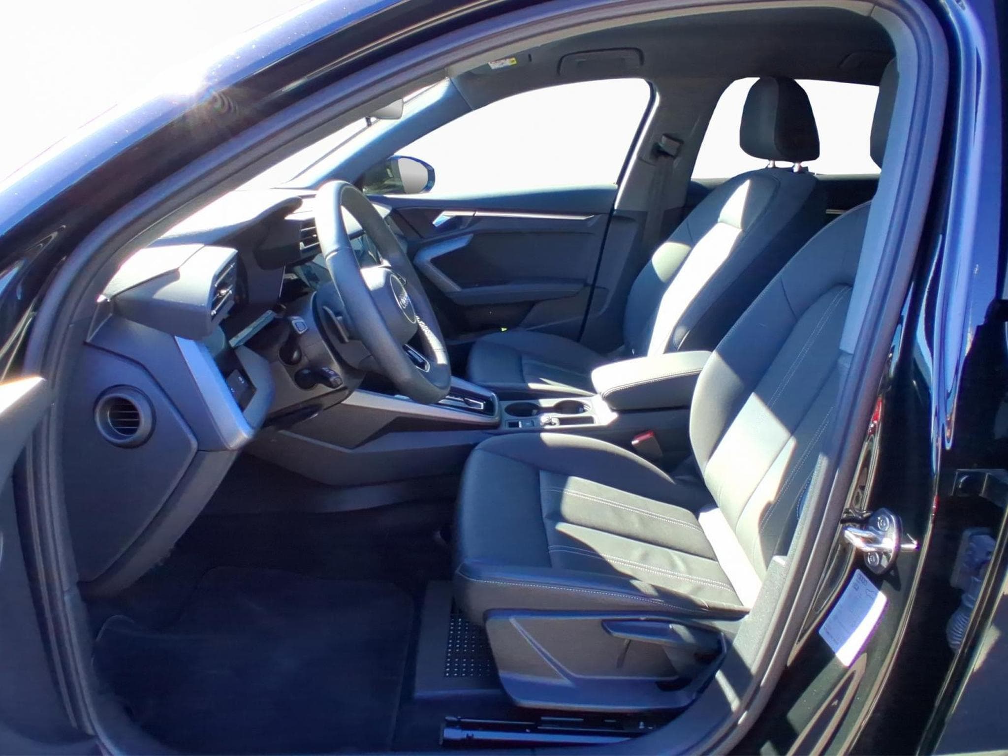 Audi A3 SB+S-line+S-Tronic+P.Business+Led+Navi+Dab (2025) - Photo 9