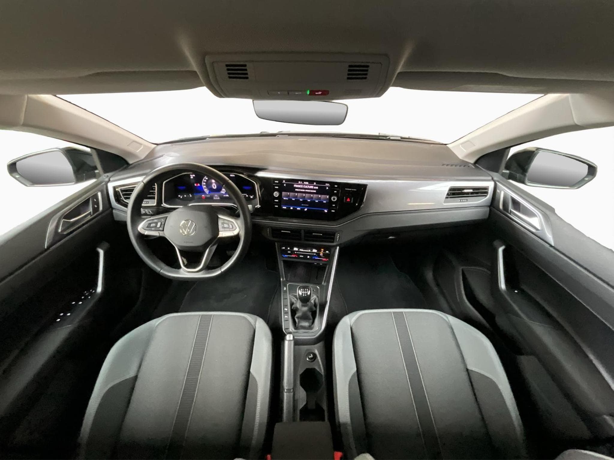 VW Polo Style+BVM+P.Assistance+P.Lumiere+Aire-Care-Climatronic (2025) - Foto 2