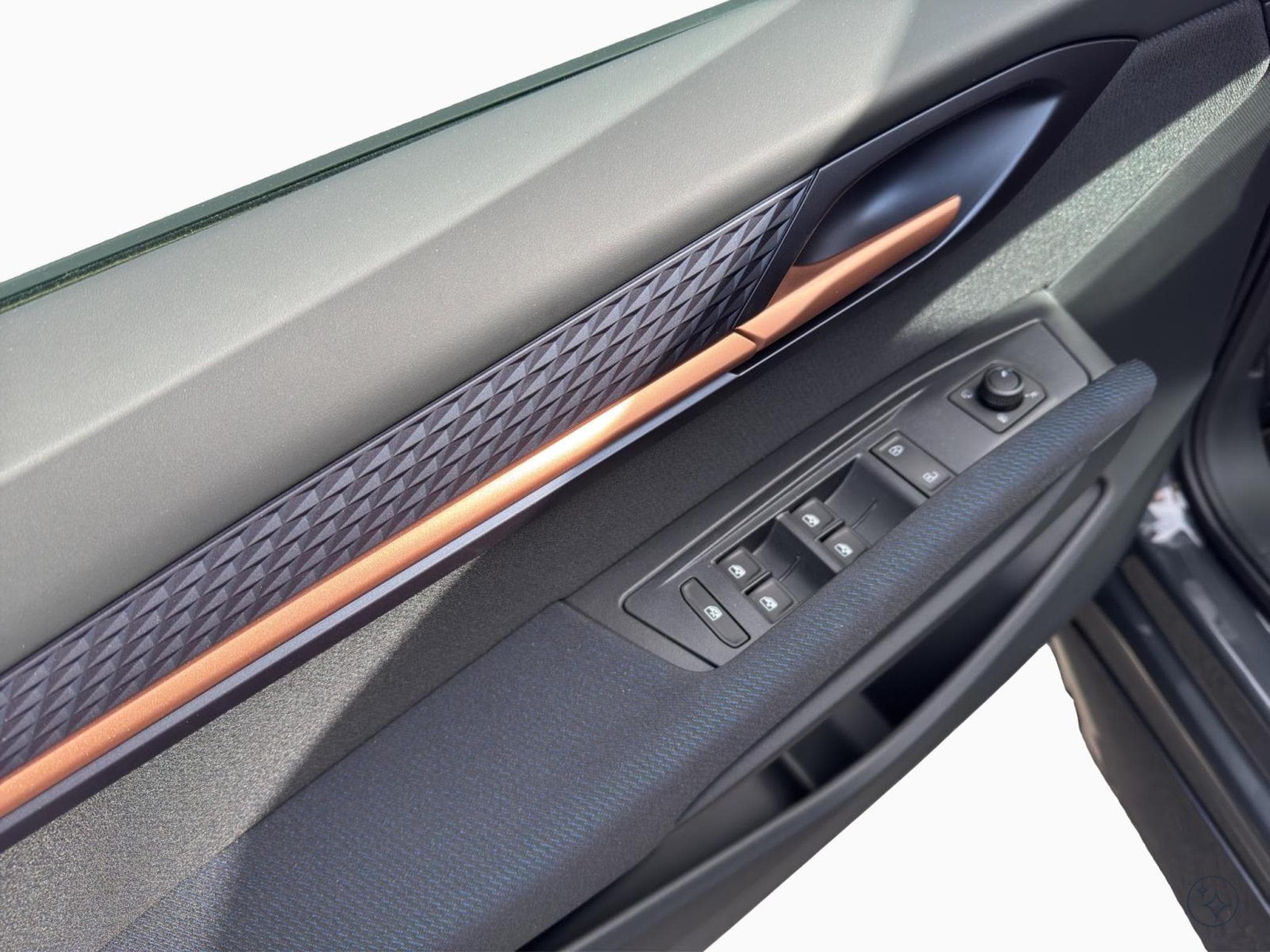 Cupra Born 58 kWh Facelift Eligible for Luxembourg\'s €6,000 BEV subsid (2026) - Foto 14