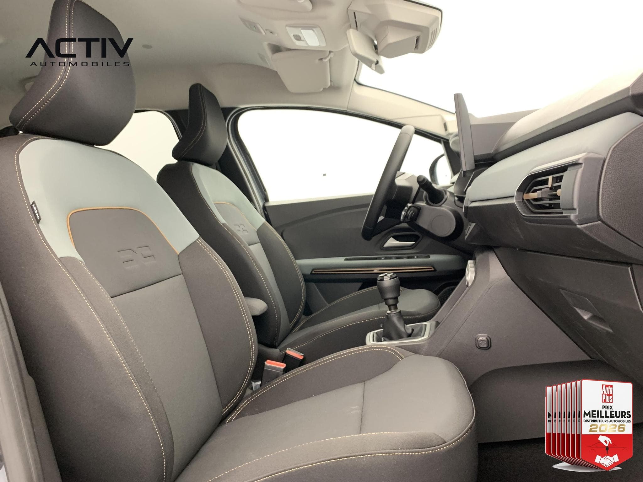 Dacia Jogger TCE 110 7 PL EXTREME (2026) - Photo 9
