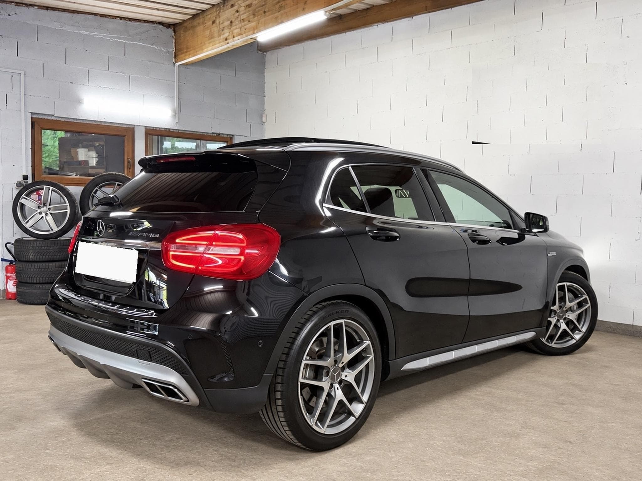 Mercedes GLA 45 AMG 4MATIC – 360 CH – TOIT PANO – (2015) - Photo 2