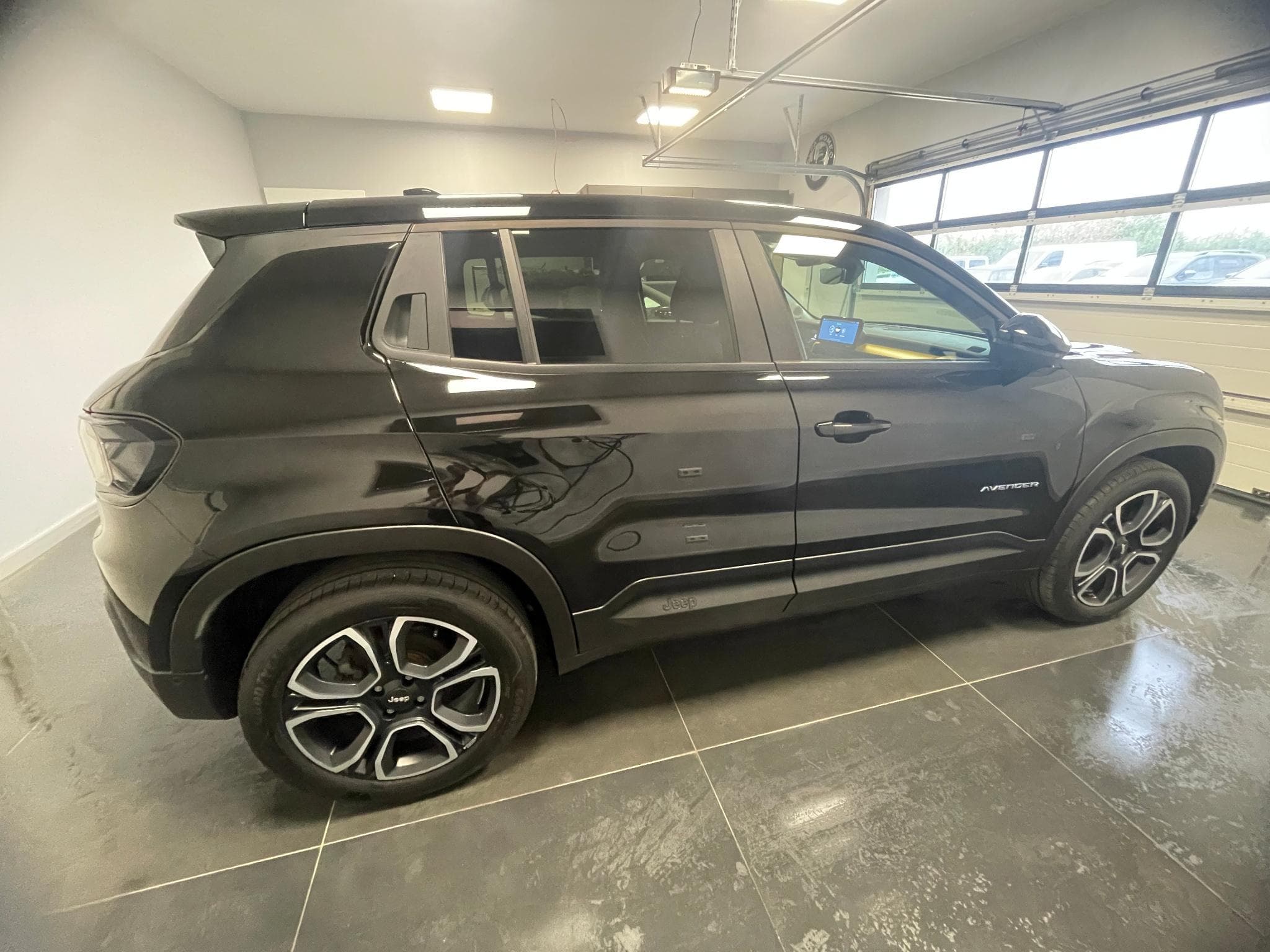 Jeep Avenger AVENGER 1st Edition (2023) - Photo 4