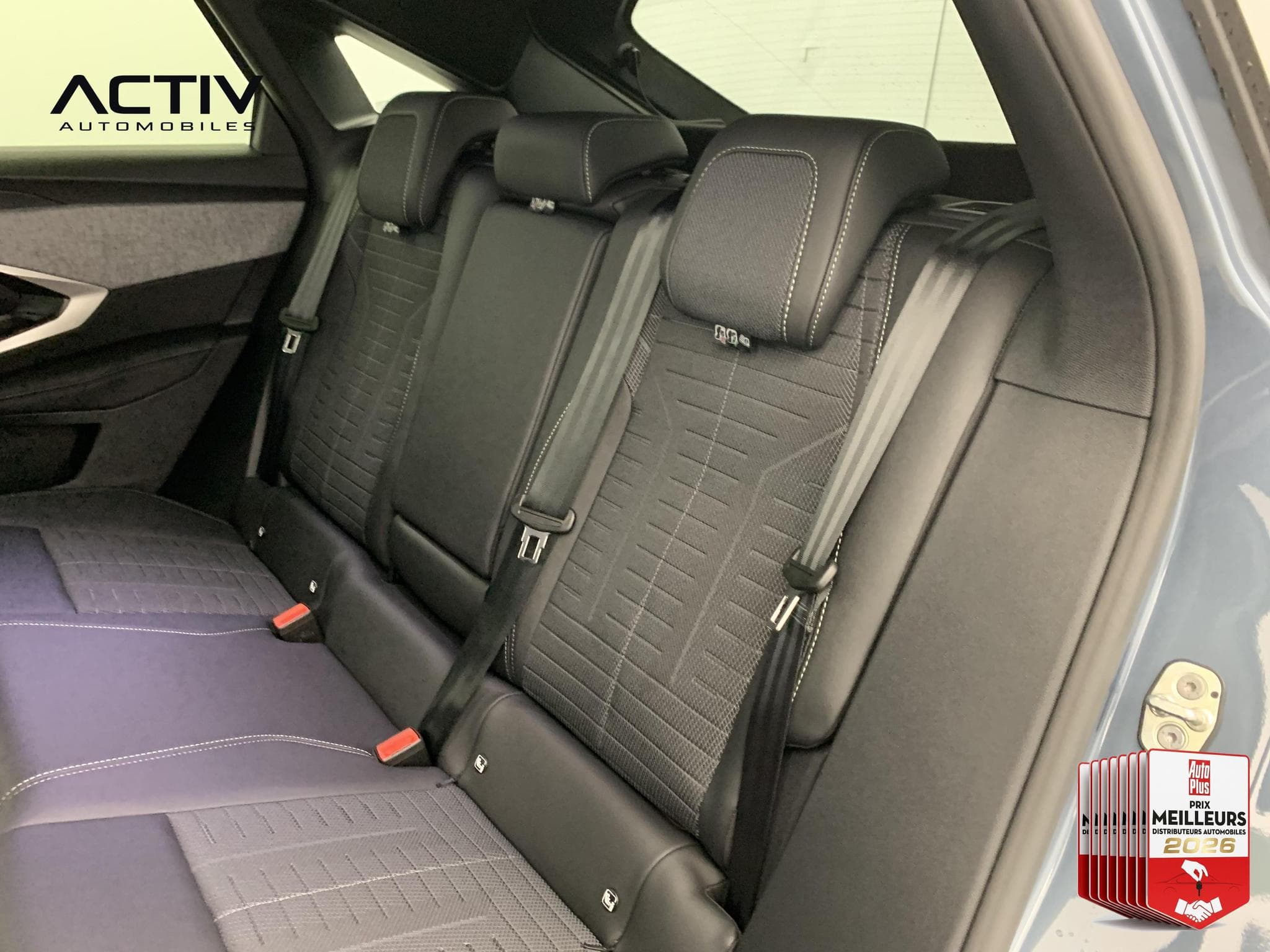 Peugeot 3008 Hybrid 145 e-DCS6 GT (2025) - Photo 21