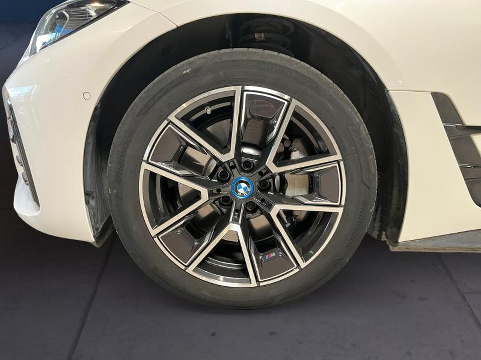 BMW i4 i4 eDrive40 Gran Coupé M Sport (2023) - Foto 8