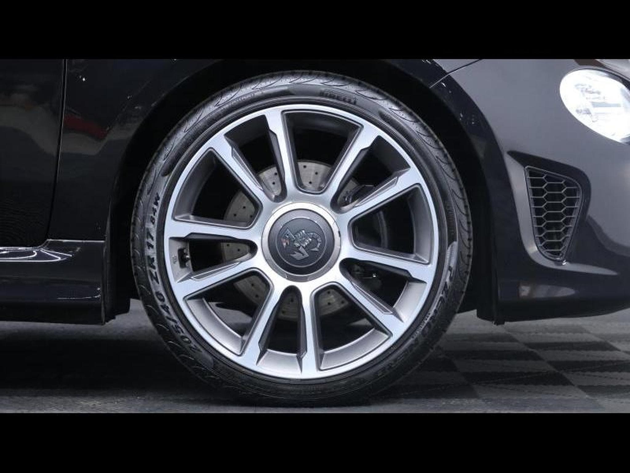 Abarth 595 1.4 T-Jet 163ch Manuelle (2018) - Photo 12