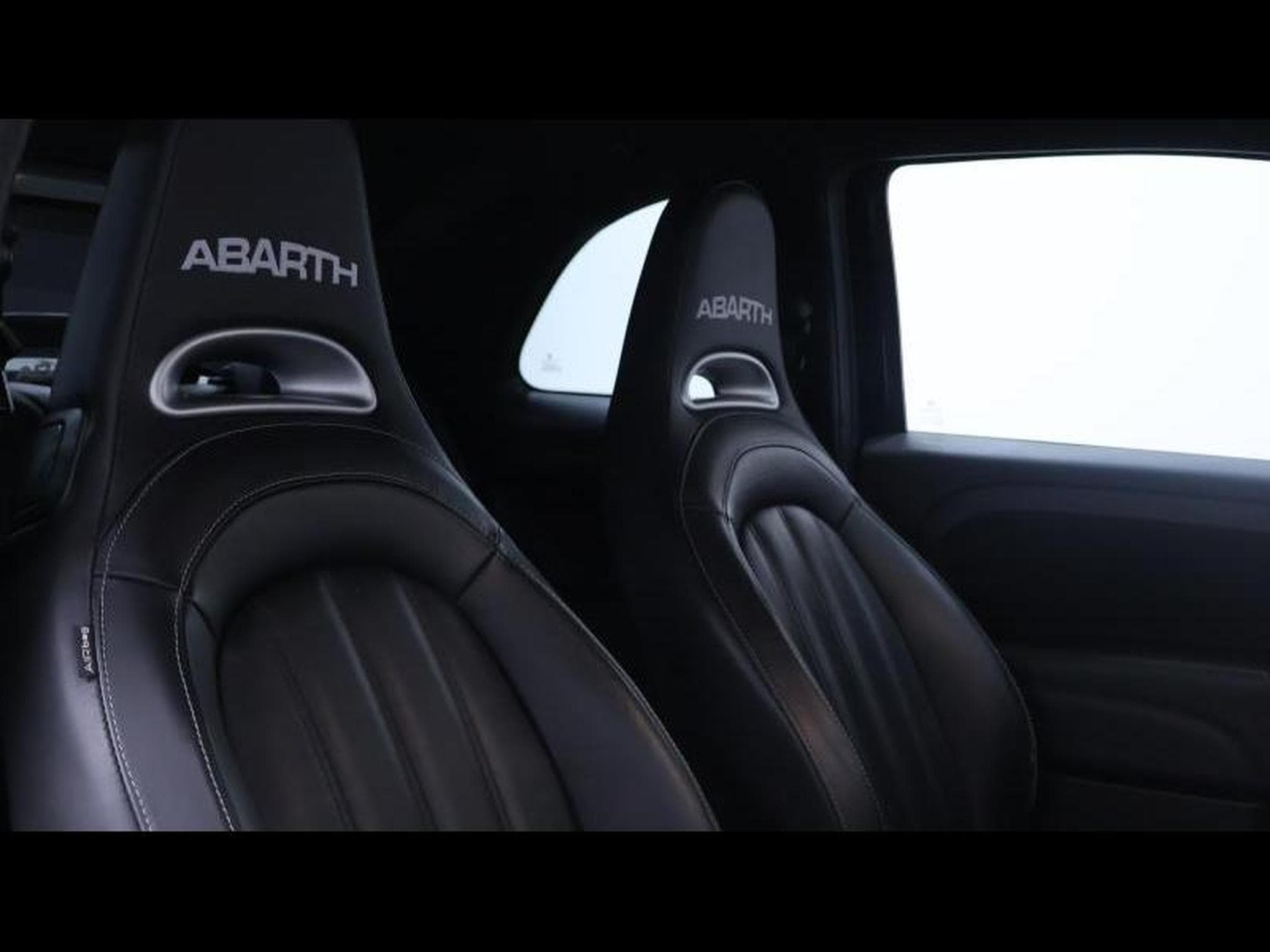 Abarth 595 1.4 T-Jet 163ch Manuelle (2018) - Photo 14