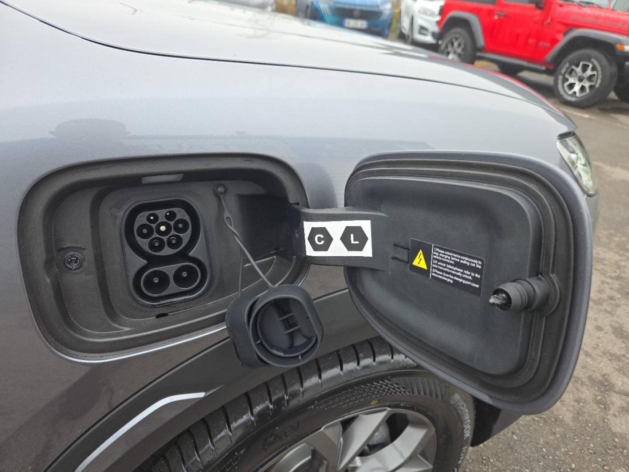 BYD ATTO 2 177 CV BOOST + TOIT PANO 45.1 KWH (2025) - Foto 10
