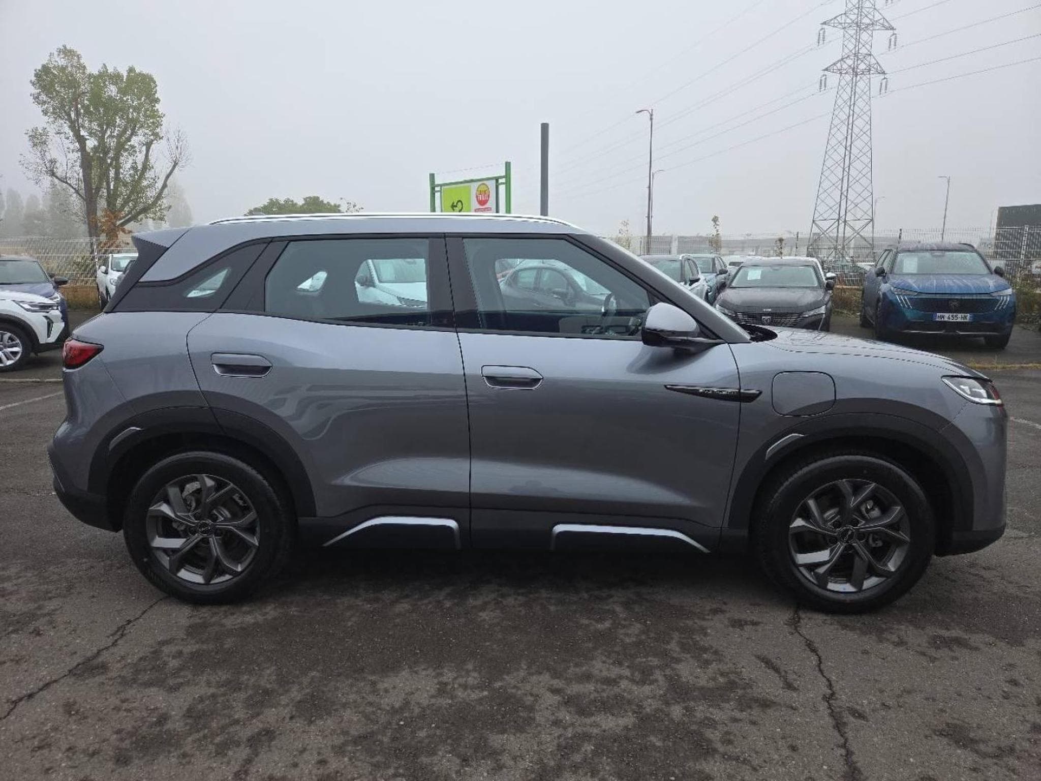 BYD ATTO 2 177 CV BOOST + TOIT PANO 45.1 KWH (2025) - Foto 6