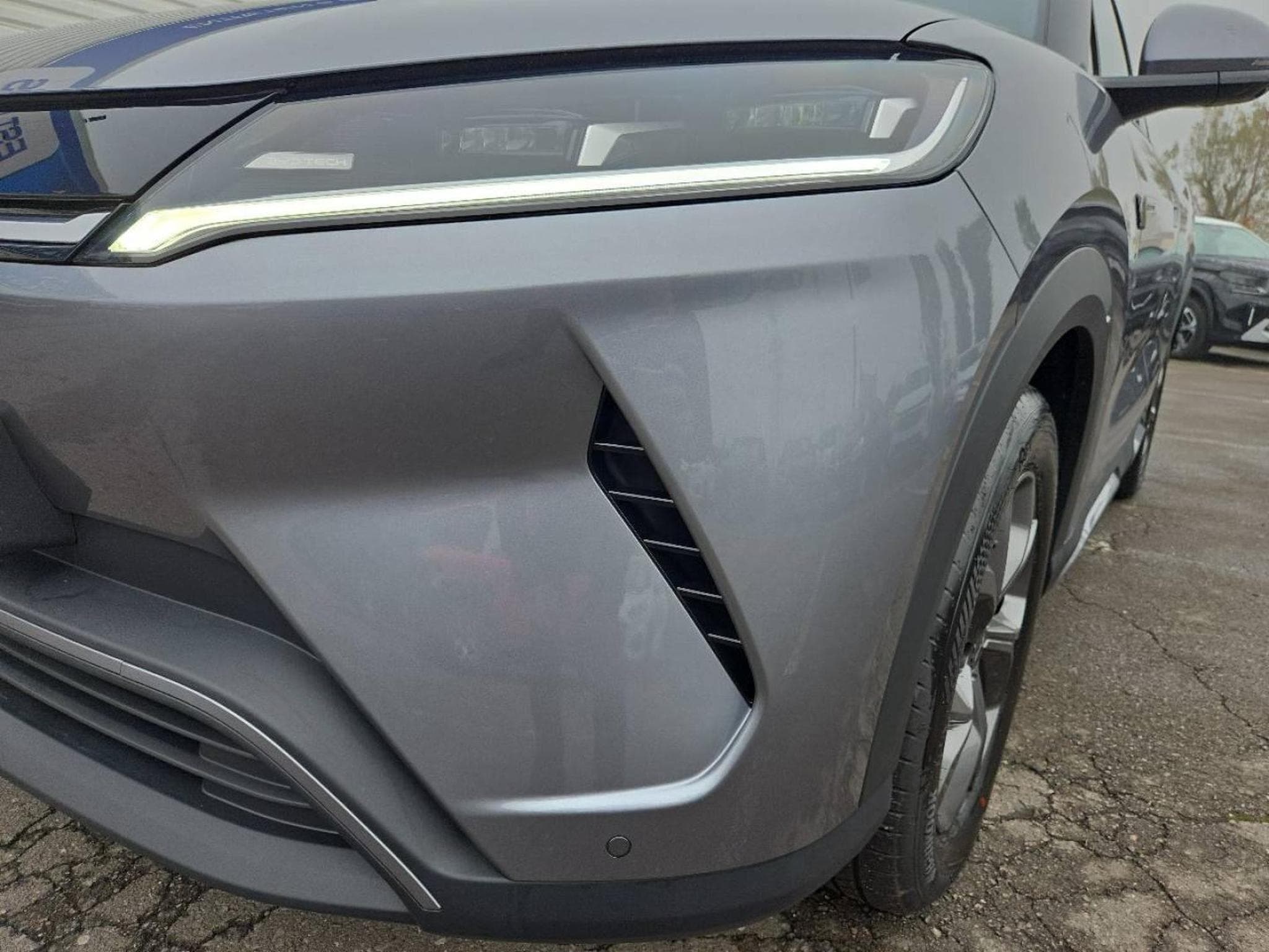 BYD ATTO 2 177 CV BOOST + TOIT PANO 45.1 KWH (2025) - Foto 16