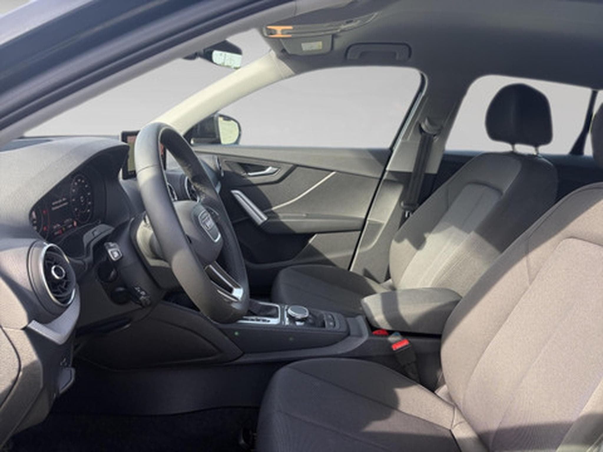 Audi Q2 30 TDI S tronic S Line (2023) - Photo 4
