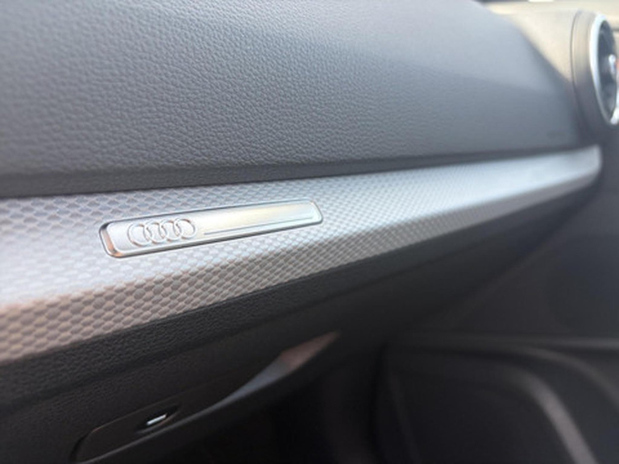 Audi Q2 30 TDI S tronic S Line (2023) - Photo 10