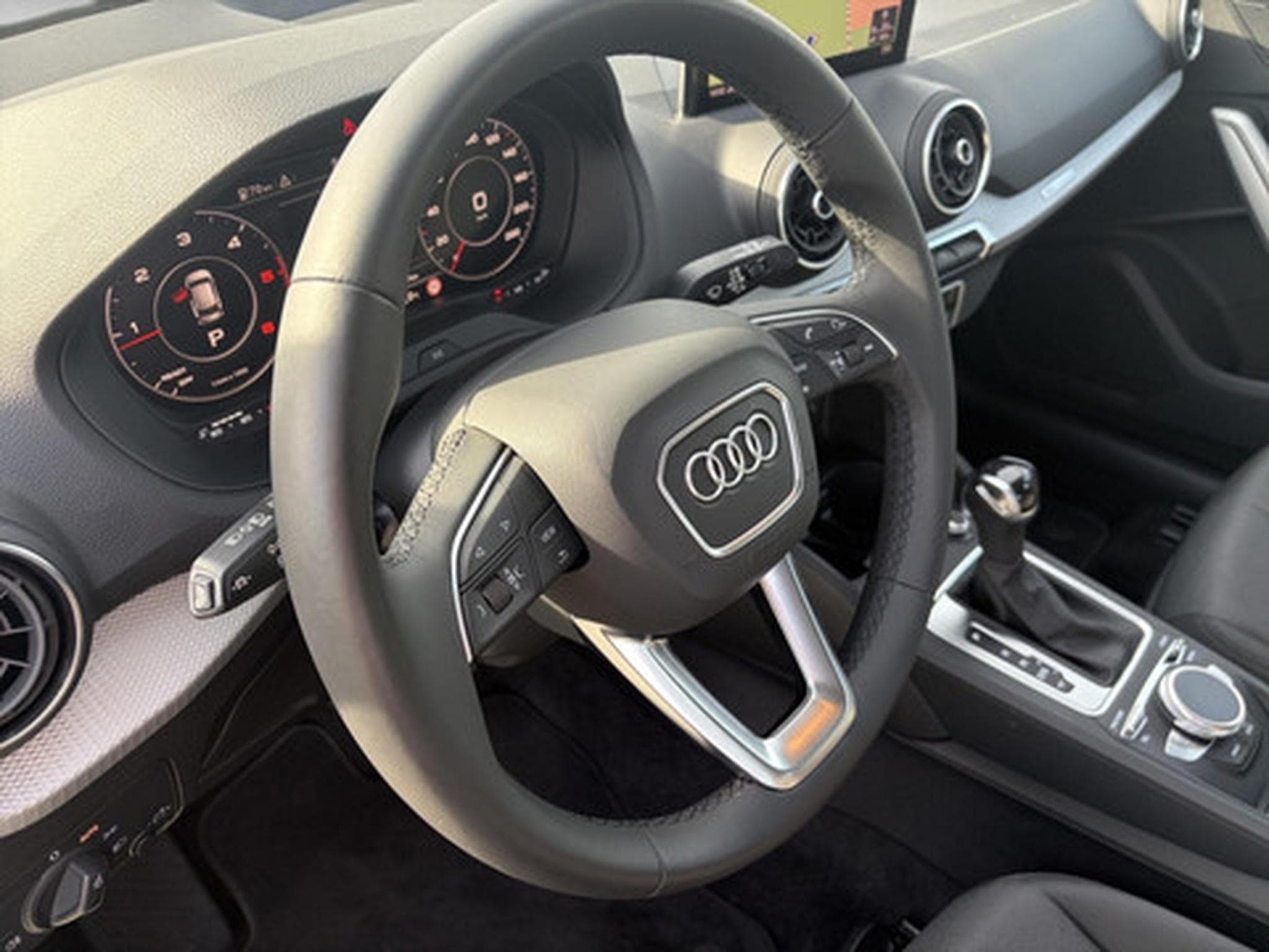 Audi Q2 30 TDI S tronic S Line (2023) - Photo 8