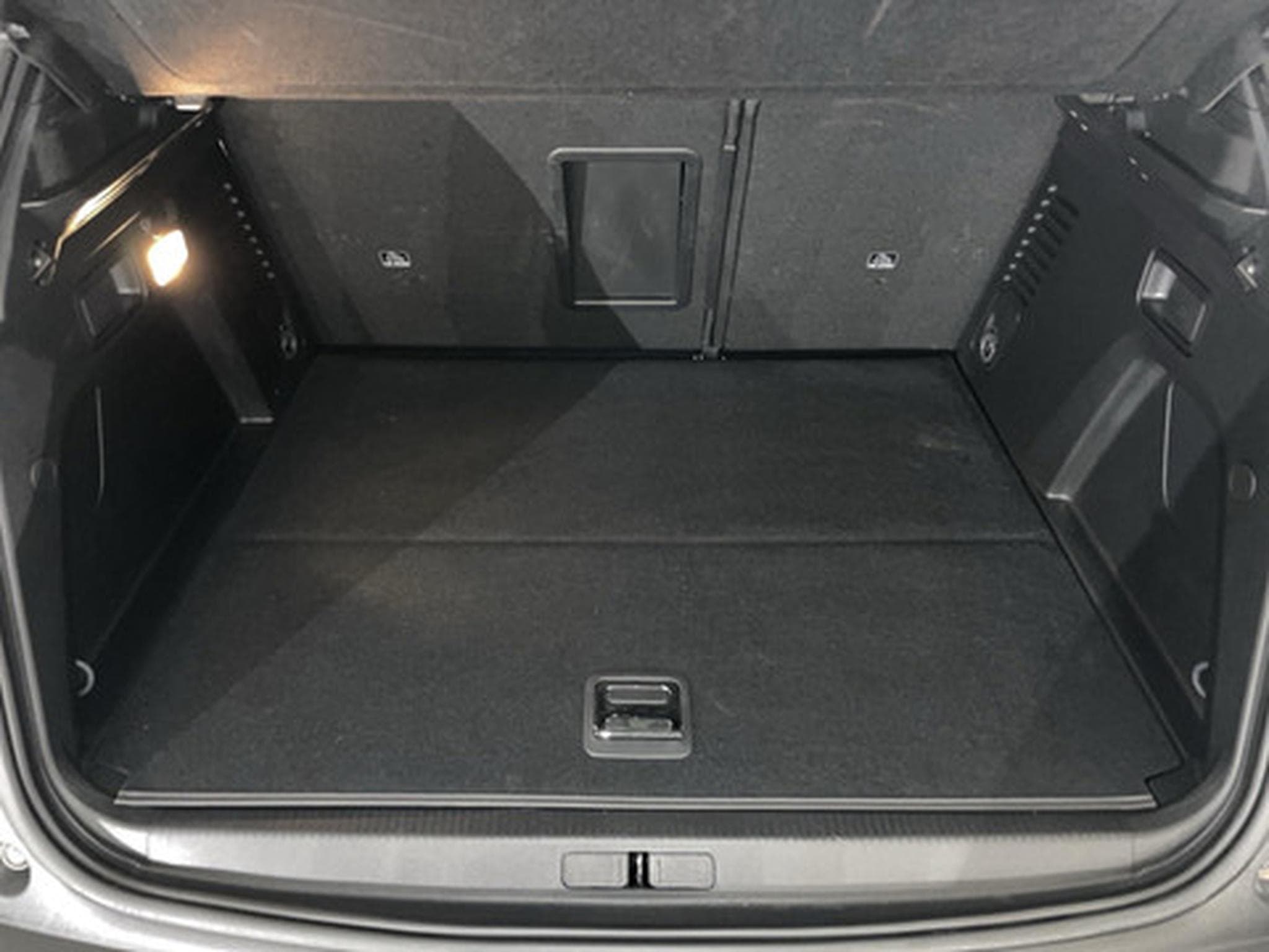Peugeot 3008 1.2 HYBRID 136 e-DSC6 (2023) - Photo 12