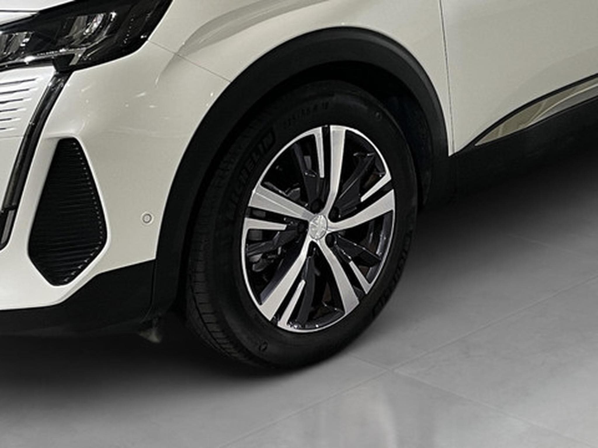 Peugeot 3008 1.2 HYBRID 136 e-DSC6 (2023) - Photo 20