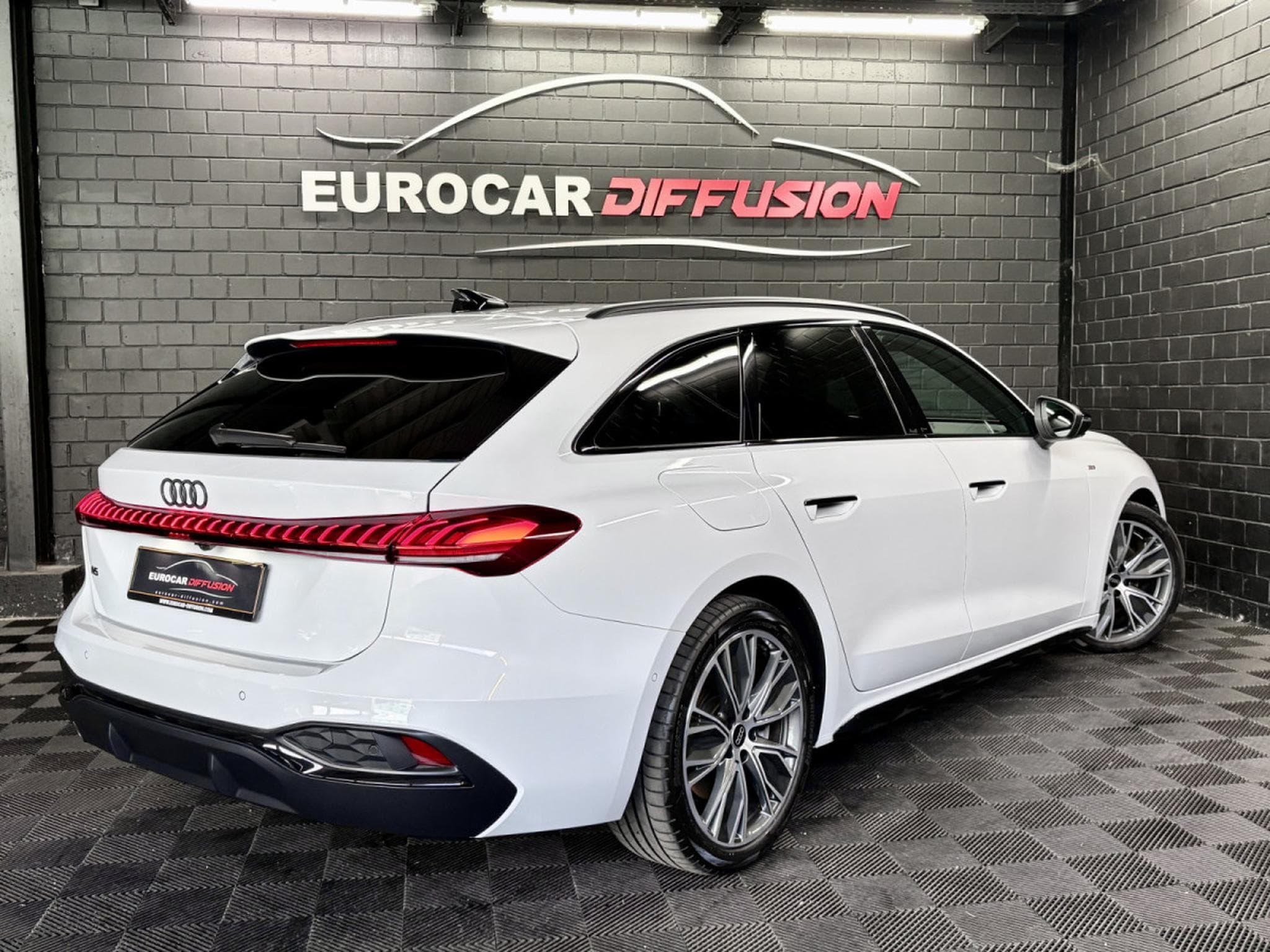 Audi A5 2.0 40 TDI 204 CV AVANT S TRONIC S LINE PLUS *CAM 360°* (2026) - Foto 6