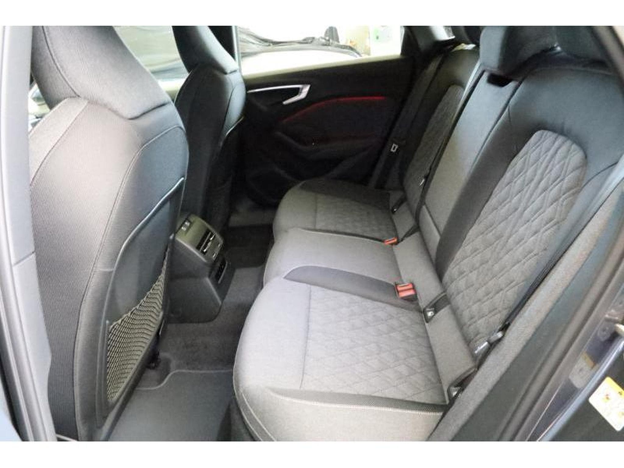 Audi A5 Avant (2025) - Photo 11