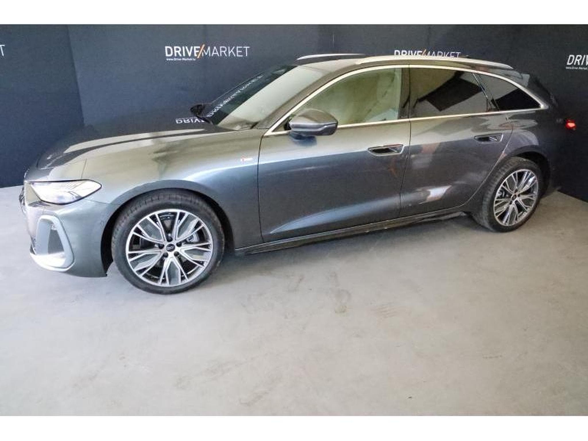 Audi A5 Avant (2025) - Photo 16