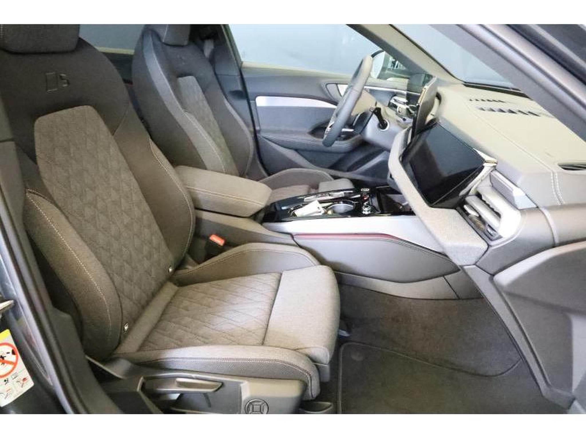 Audi A5 Avant (2025) - Photo 4