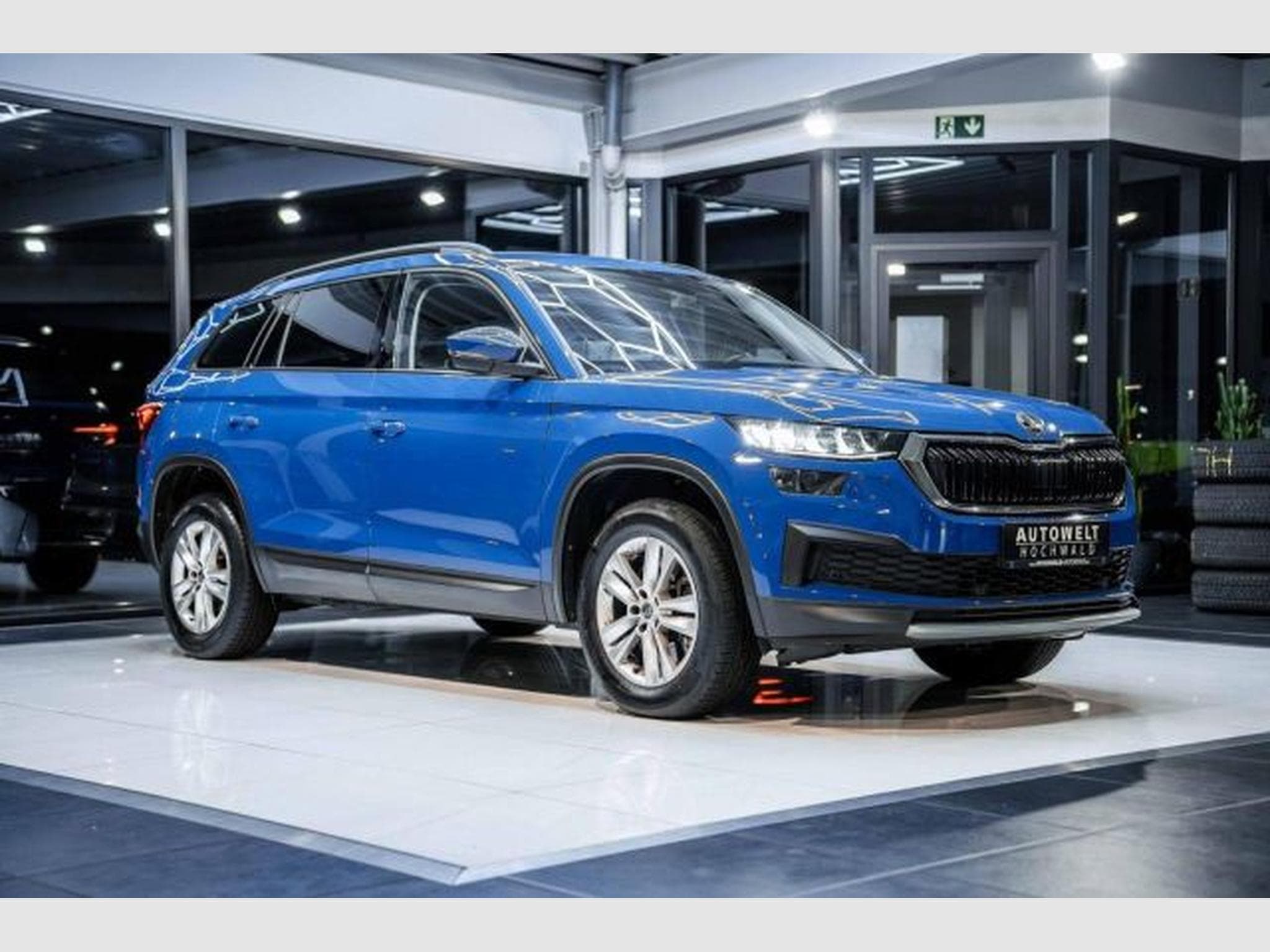 Skoda Kodiaq Kodiaq 2.0 TDI DSG NAVI LED AHK 7-Sitze VIRTUAL (2023) - Foto 6